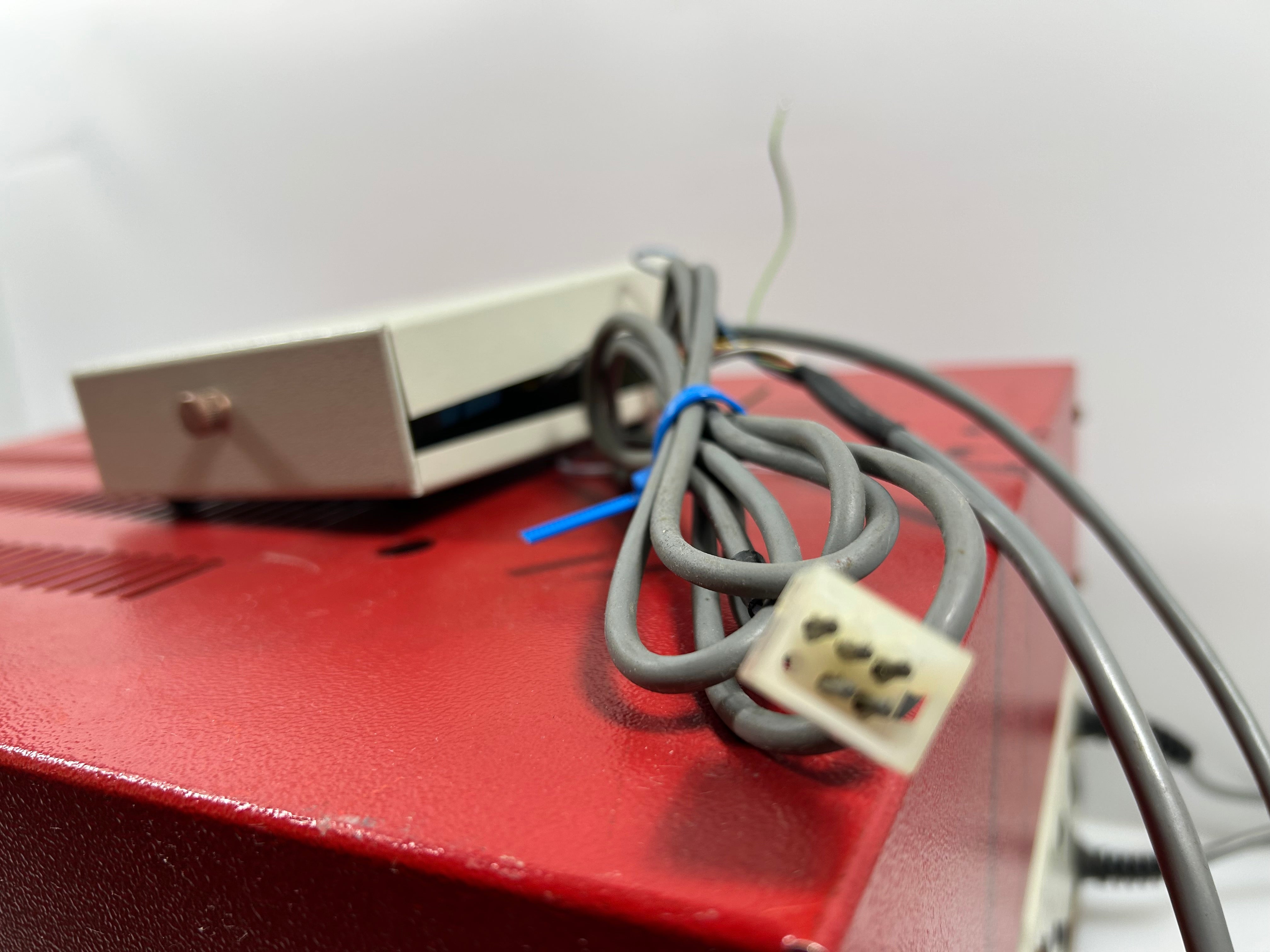 SRI 8610 Gas Chromatograph *Parts*