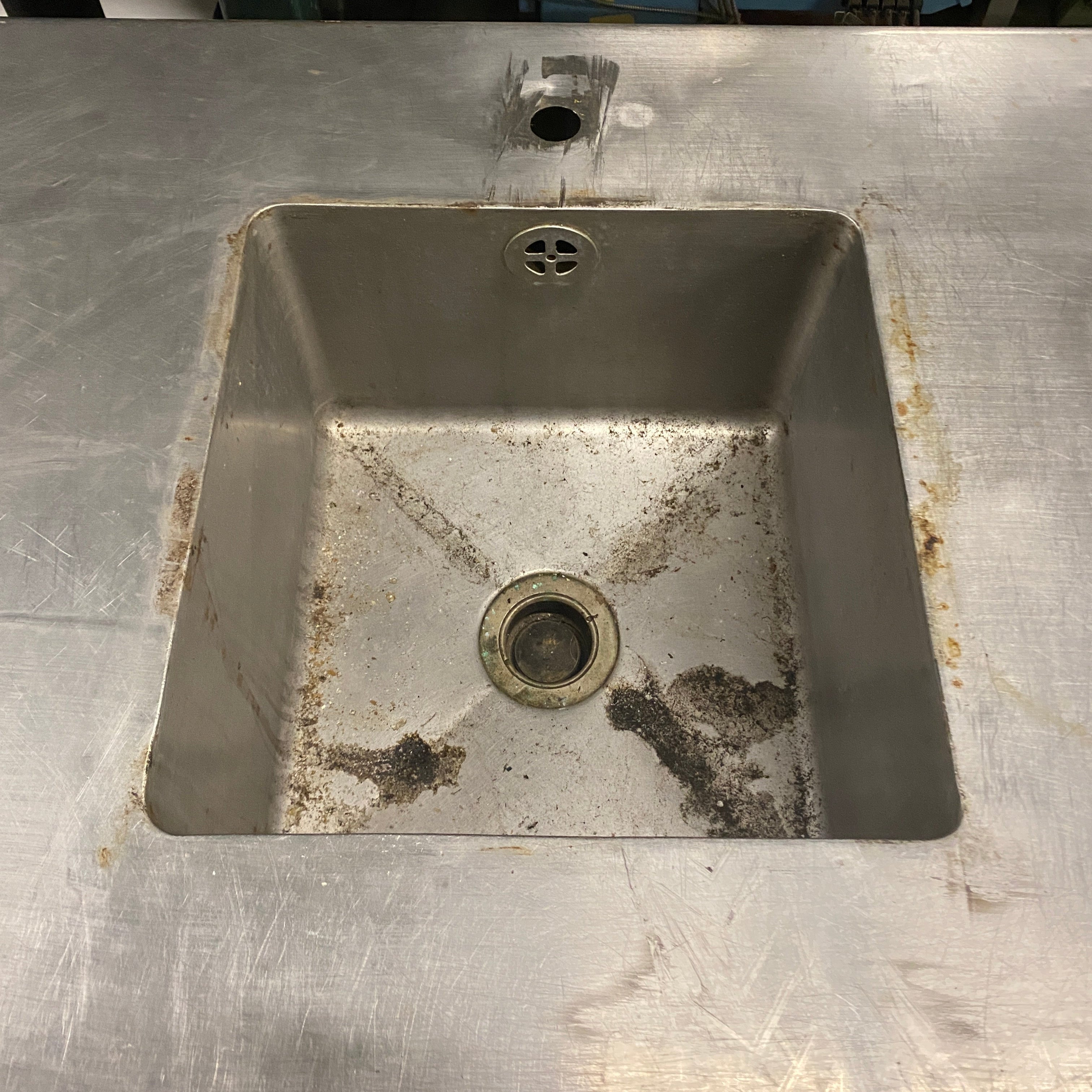 Stainless Steel 4 Drawer Prep Table w/ Sink Well