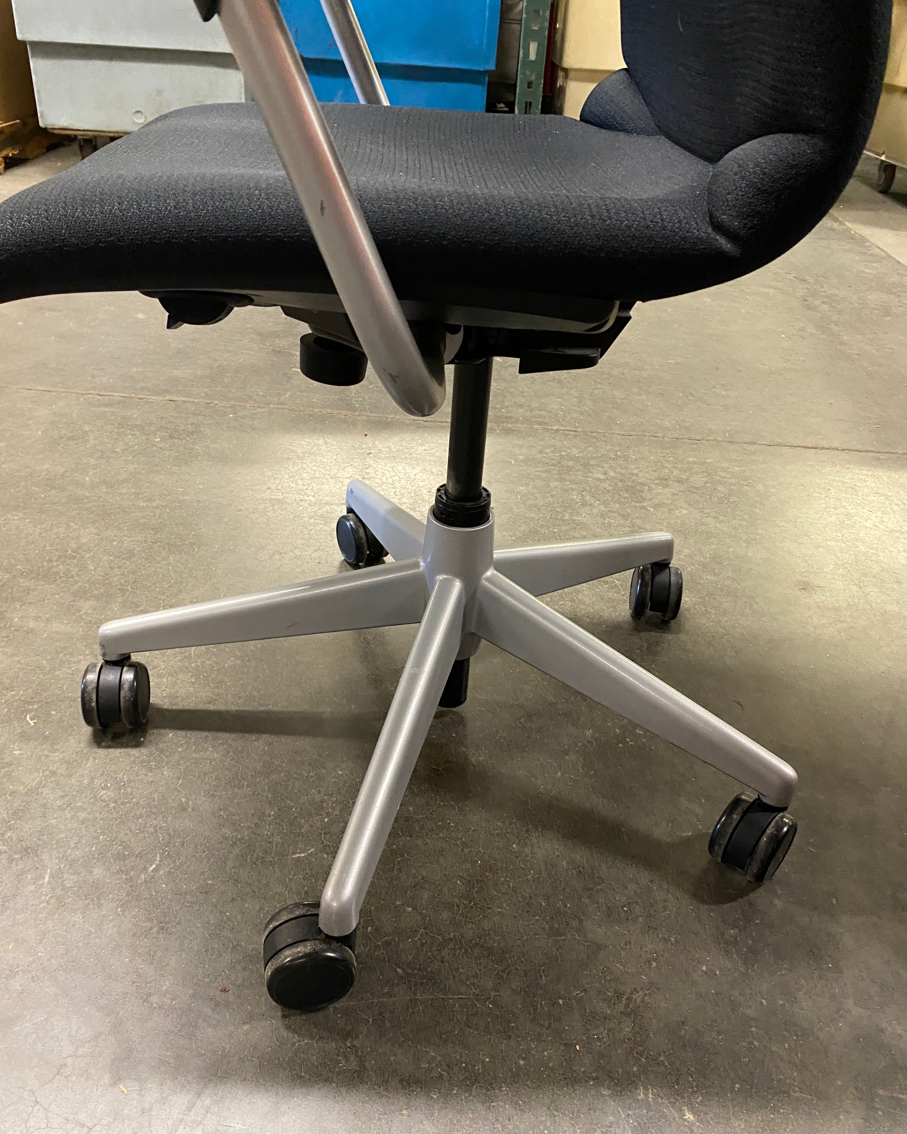 Steelcase #4321423 Grey Upholstered Adjustable Office Square Back Chair
