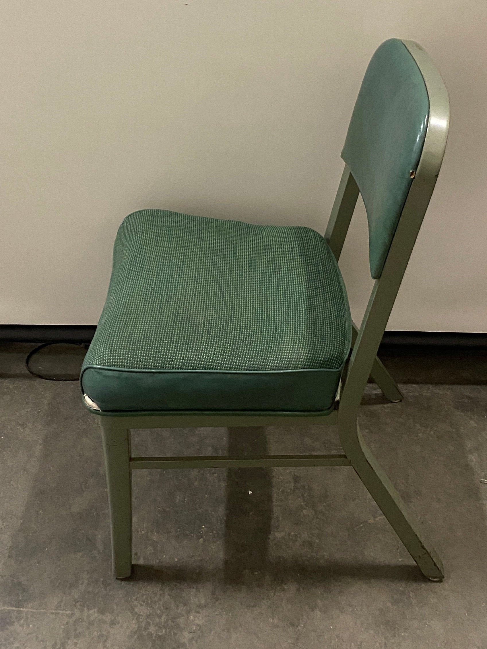 Steelcase Green Cushioned Chair