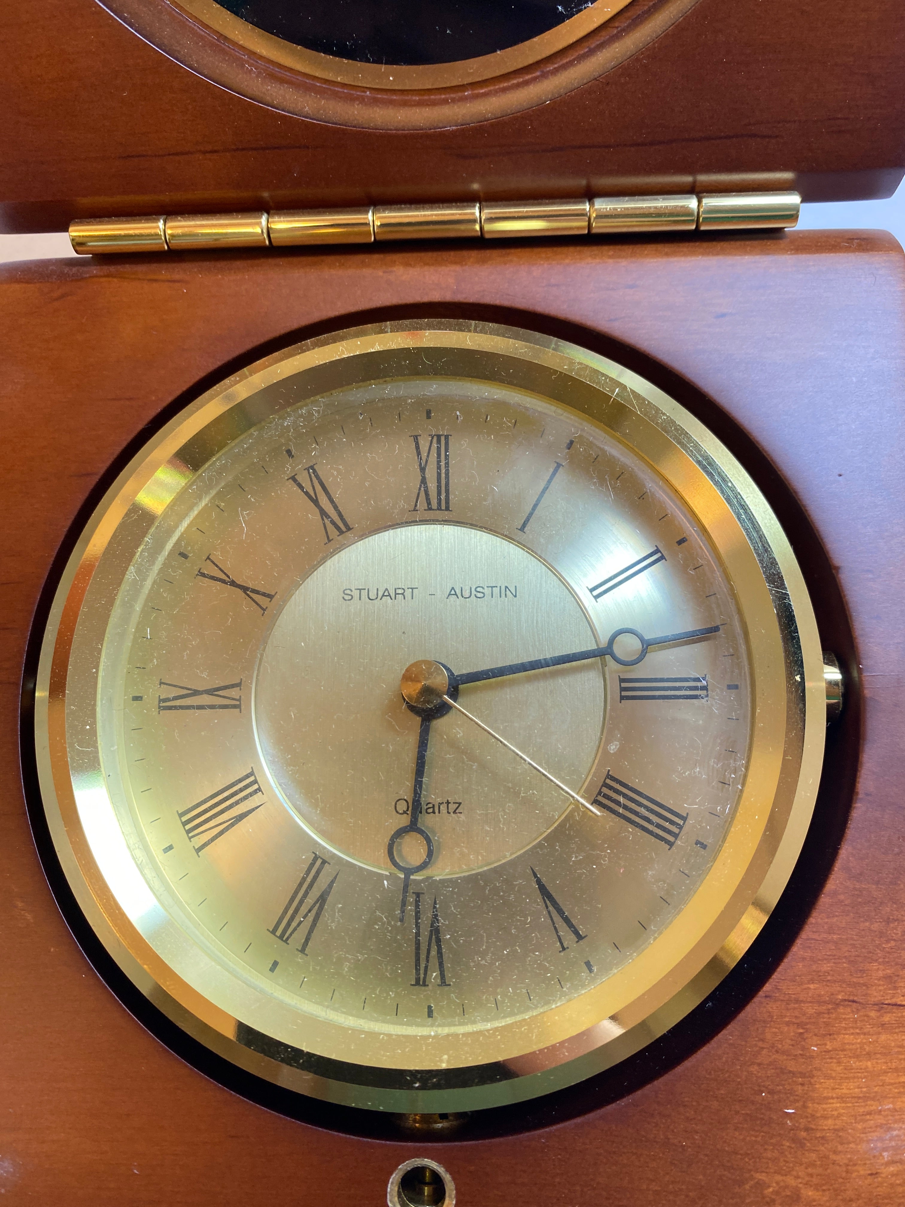 Stuart Austin Desk Clock Texas Arlington University 2004