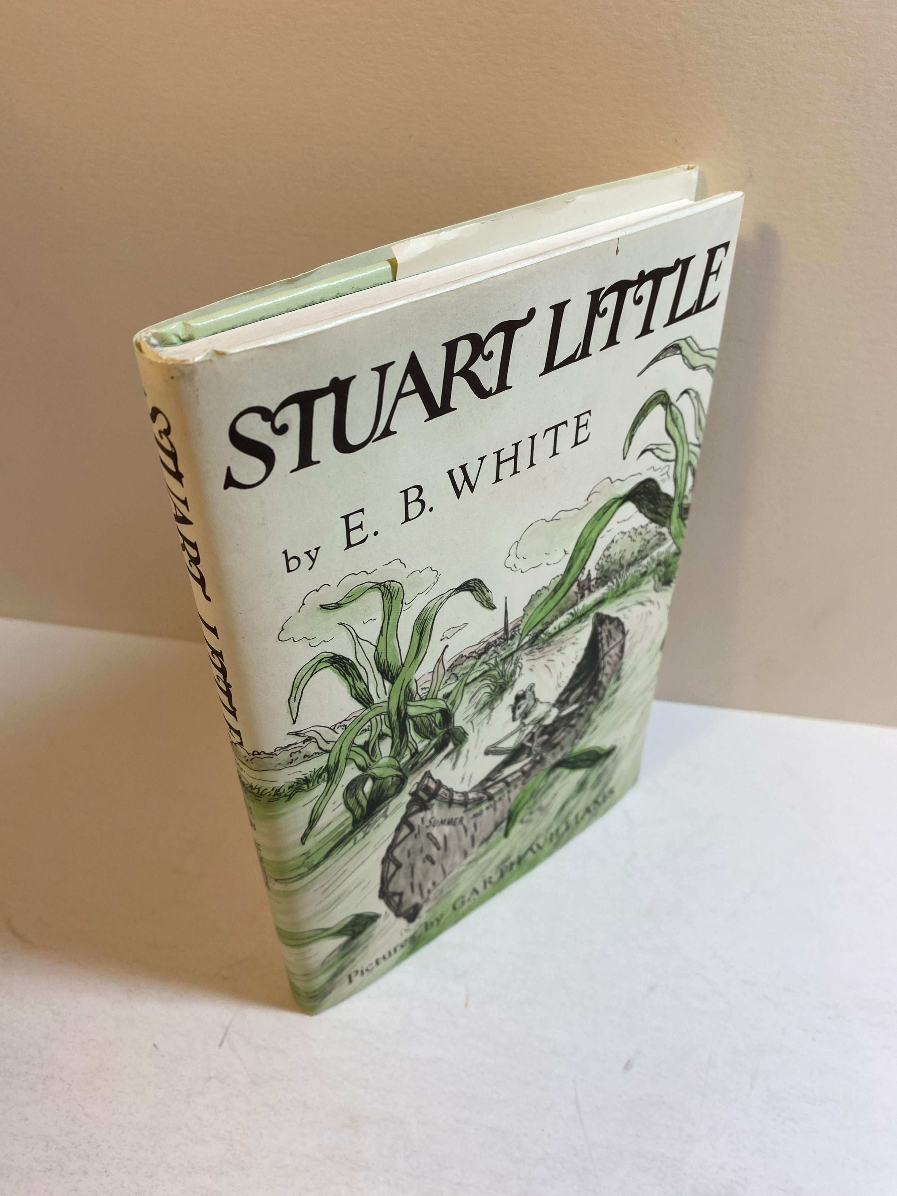 Stuart Little EB White HCDJ 1973