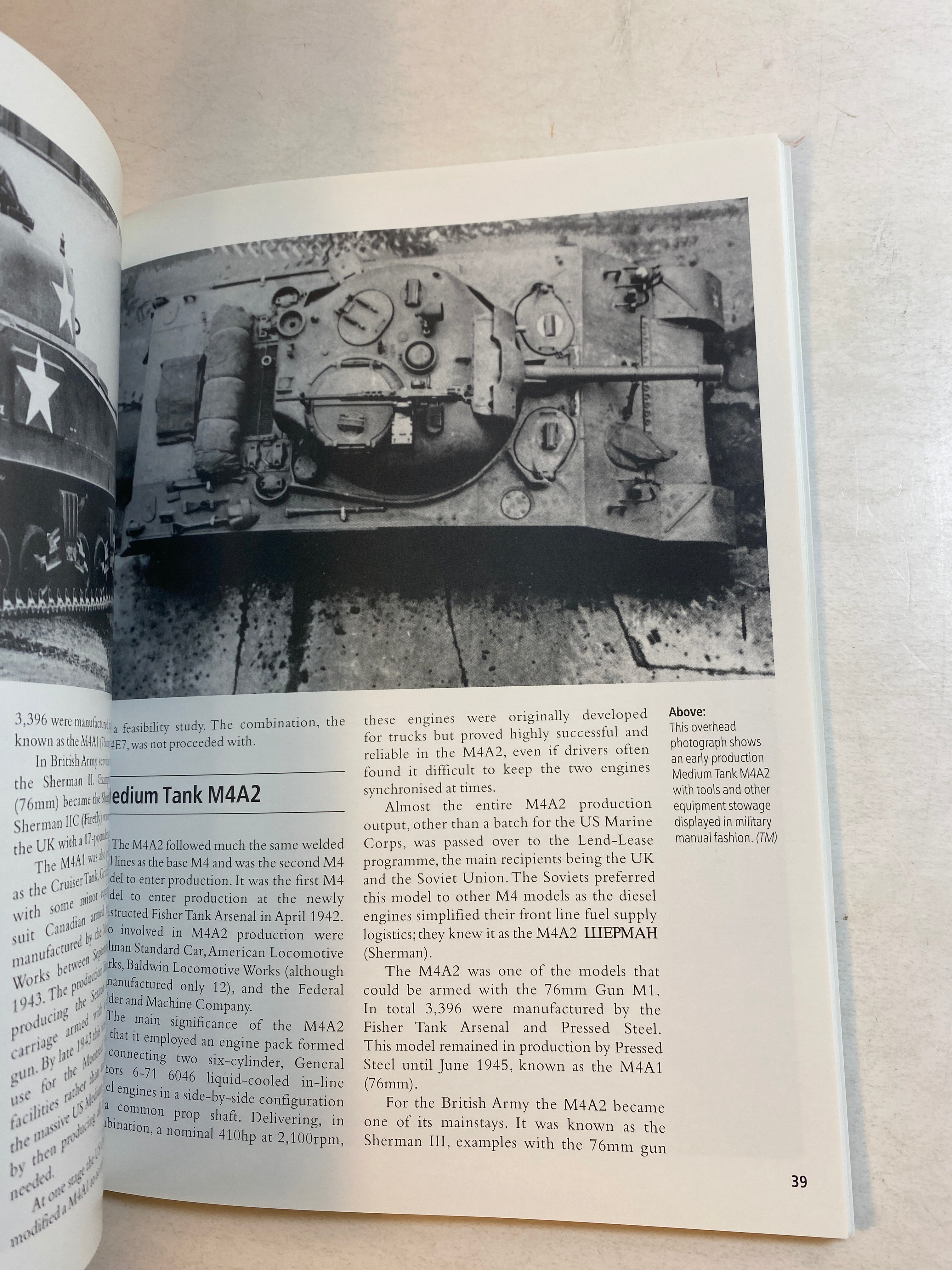 Tanks in Detail Sherman and Firefly Terry Gander SC 2003