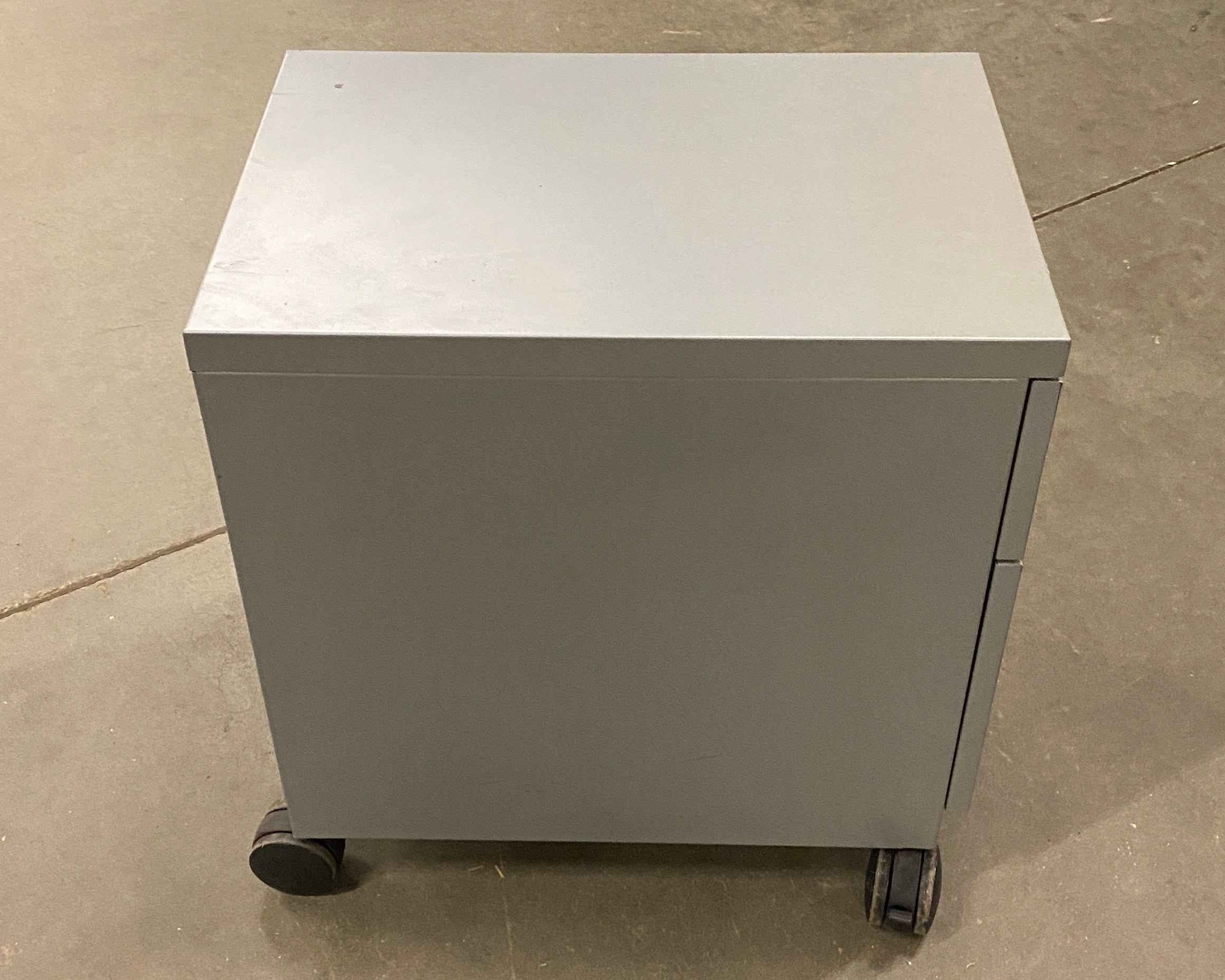 Teknion Furniture Systems Grey 2 Drawer Rolling File Cabinet