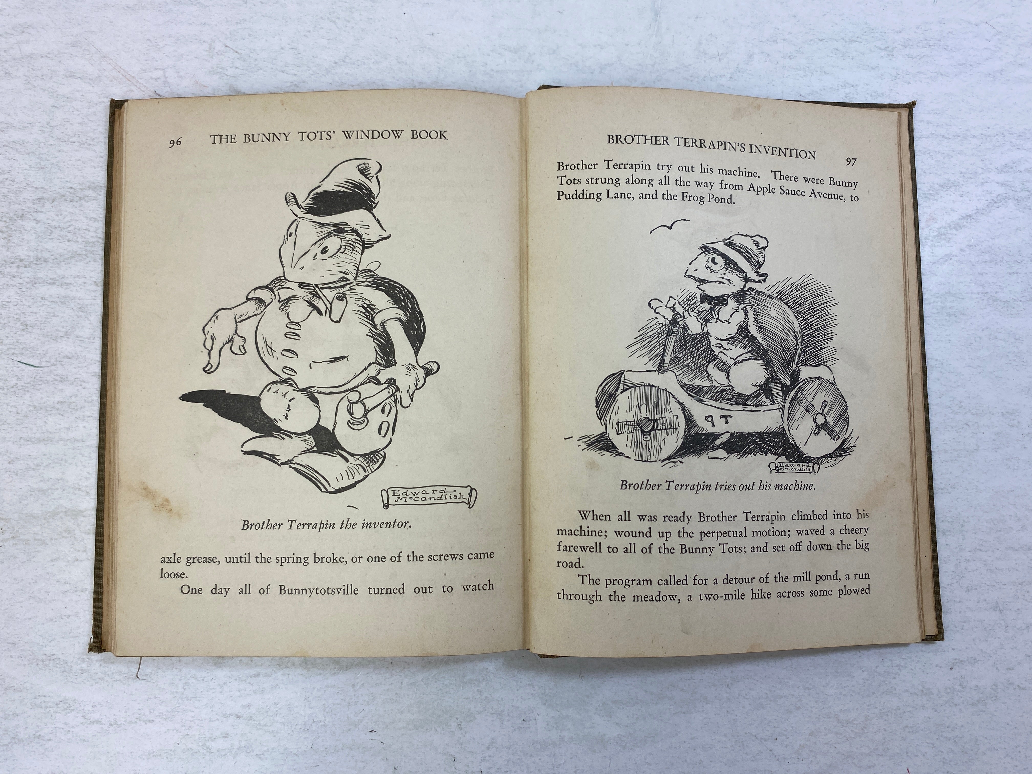 The Bunny Tots' Window Book by McCandlish 1928 HC