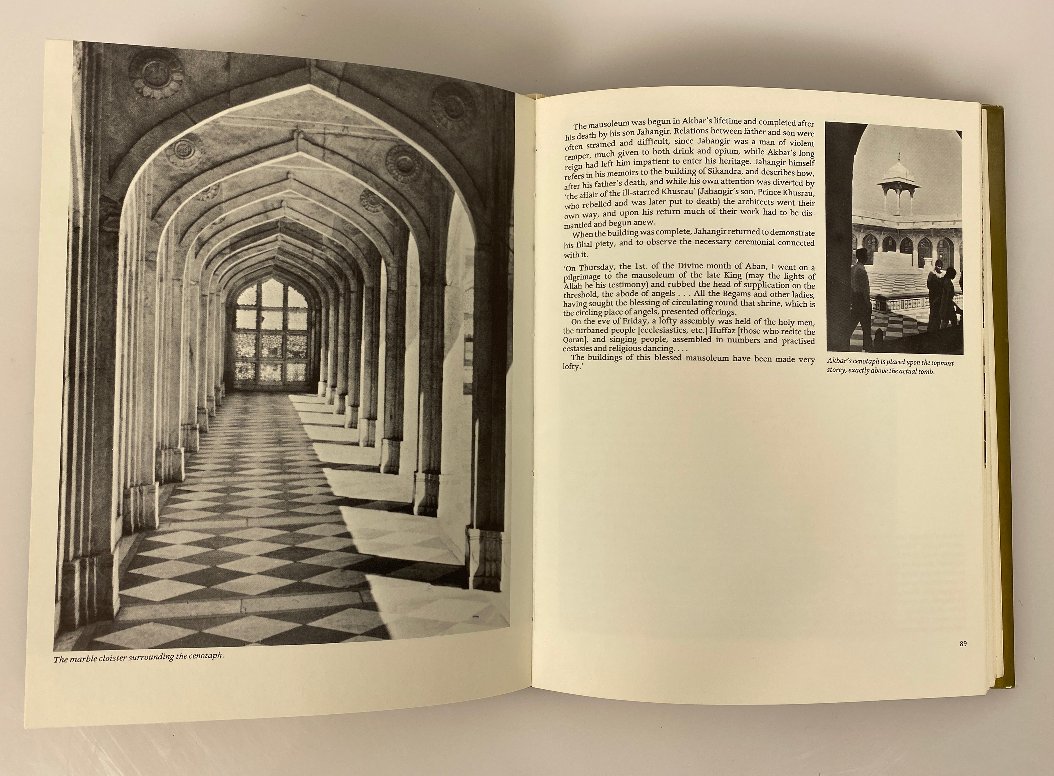 The Gardens of Mughul India by Crowe/Haywood 1972 Vintage HC DJ