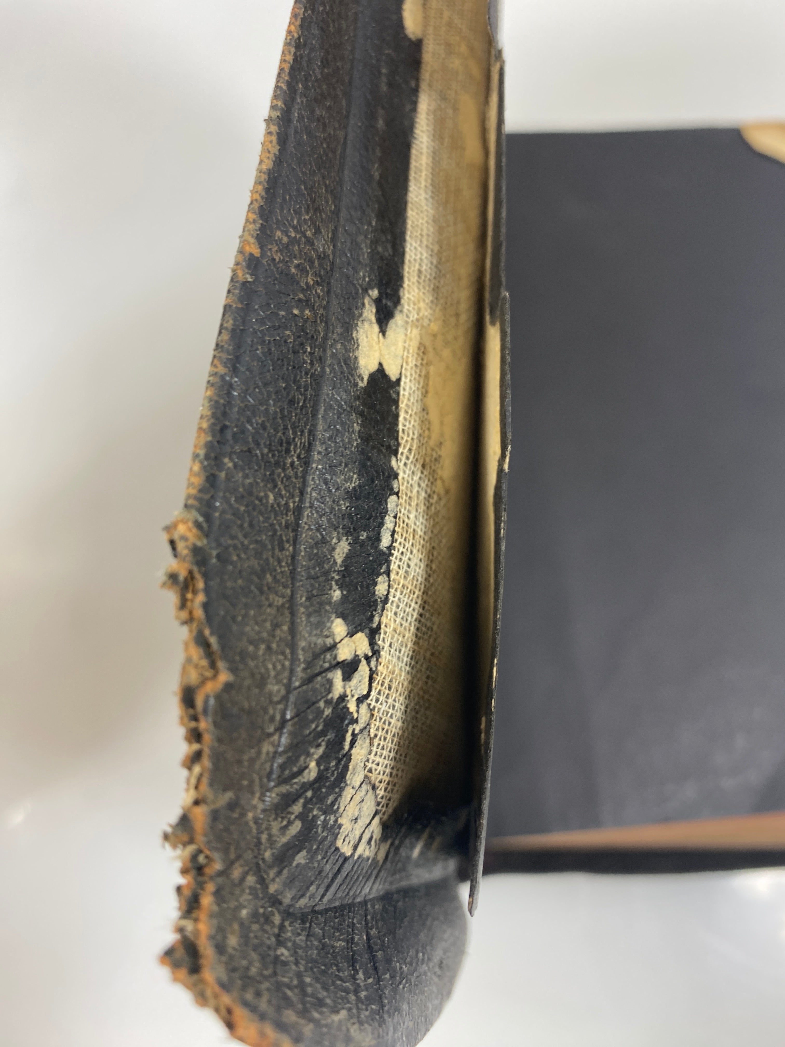 The Holy Bible Red Letter Ed. Oxford University Press KJV Leather Bound c1940s
