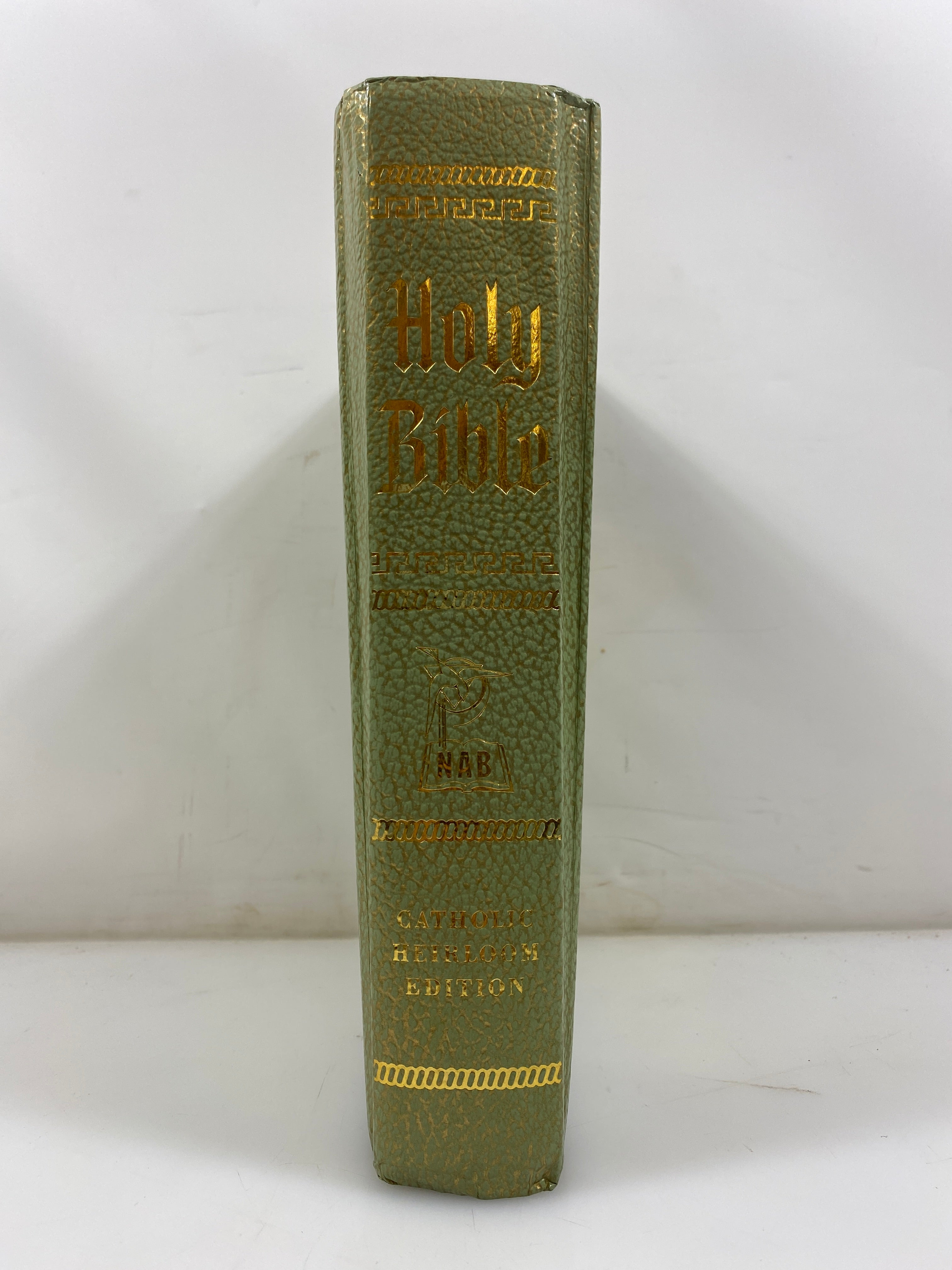The New American Bible Catholic Bible Publishers 1988 HC