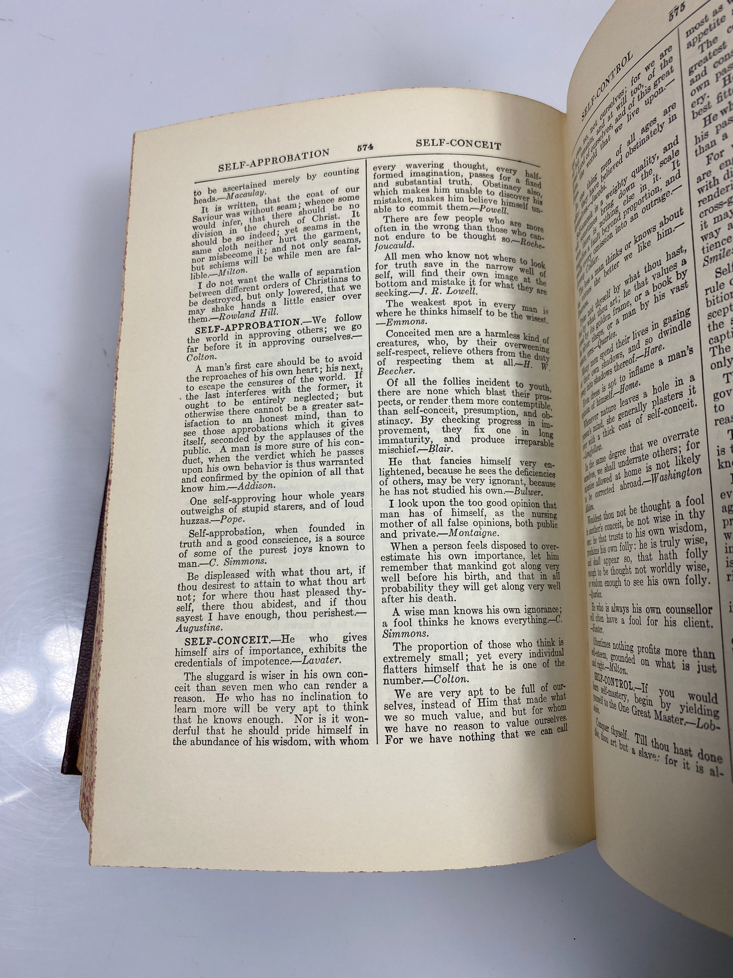 The new Dictionary of Thought Edwards Standard Book Co. 1954 HC