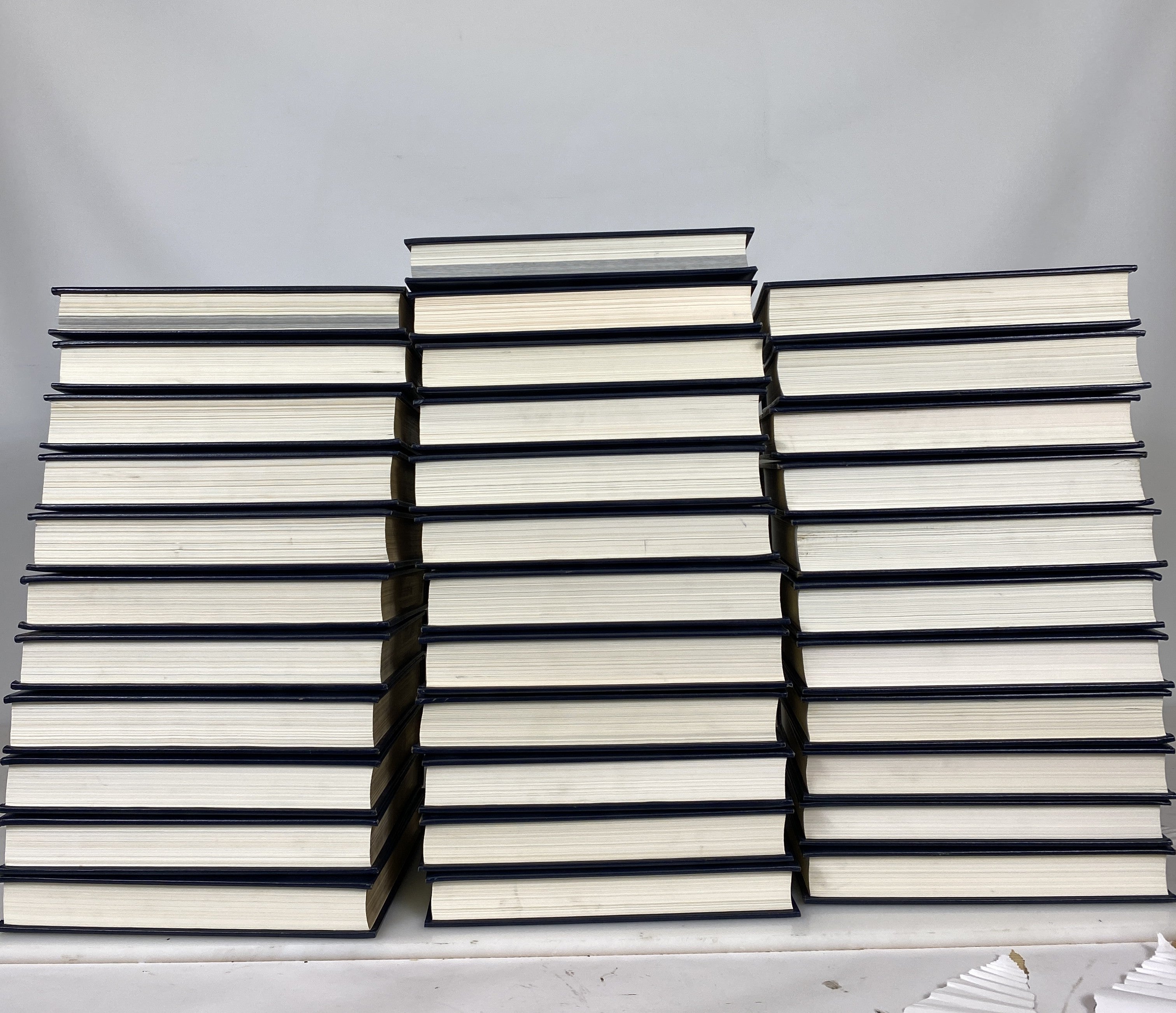 The New Encyclopedia Britannica 15th Ed vol 1-29+2 indx 1989 & 90 annual 1989 HC