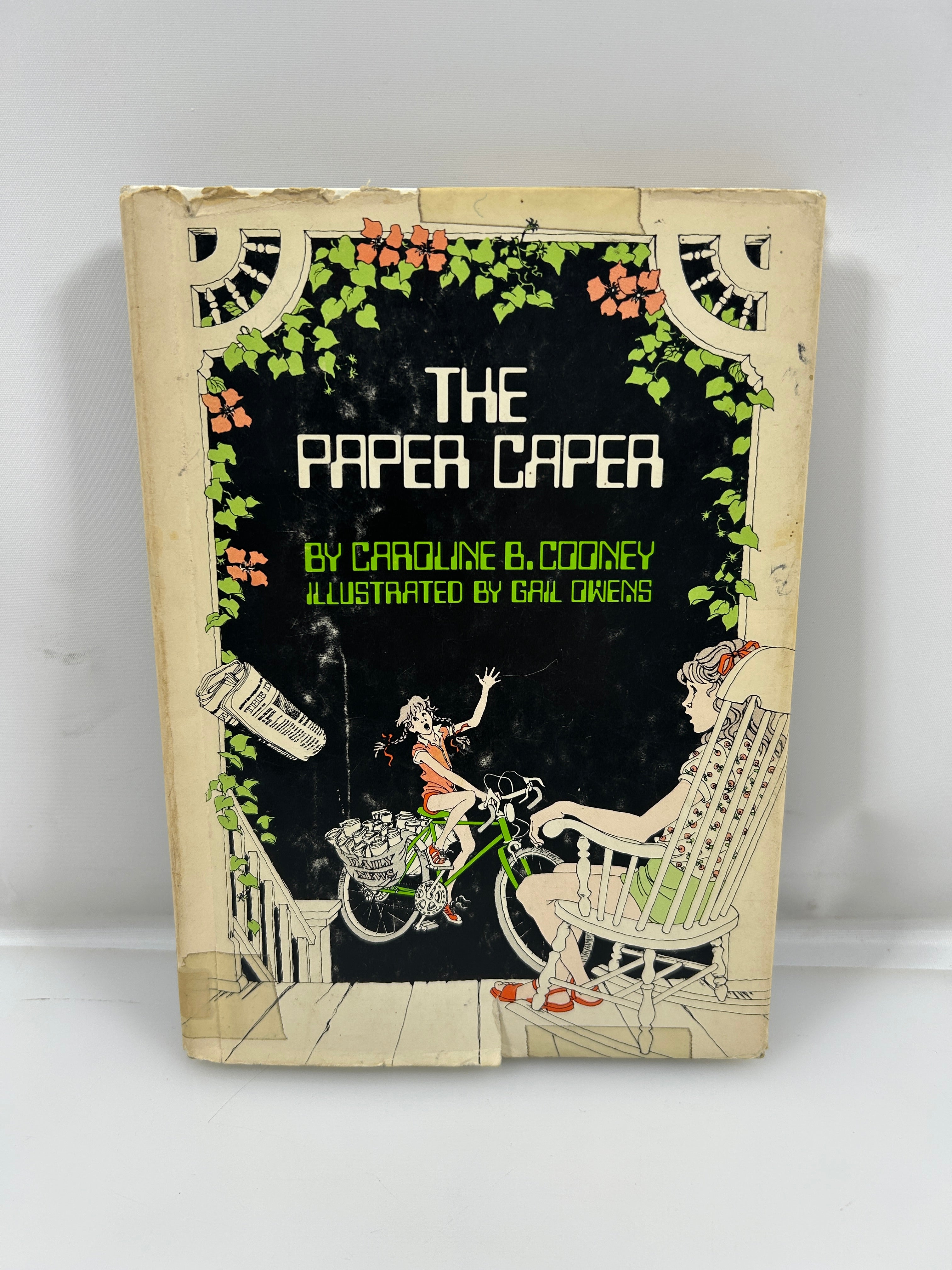 The Paper Caper by Caroline B. Cooney 1981 Coward, McCann & Geoghegan HCDJ BCE