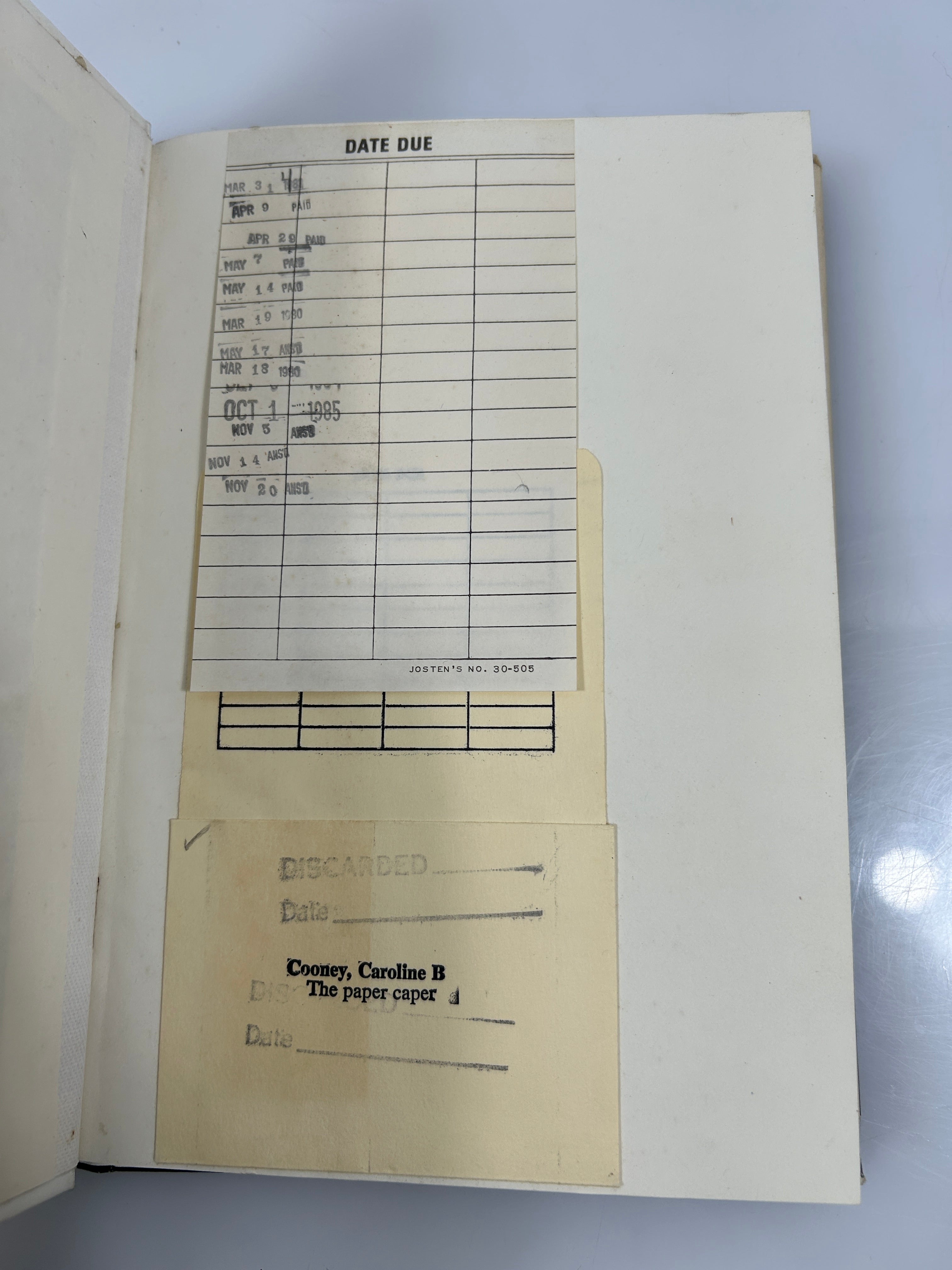 The Paper Caper by Caroline B. Cooney 1981 Coward, McCann & Geoghegan HCDJ BCE