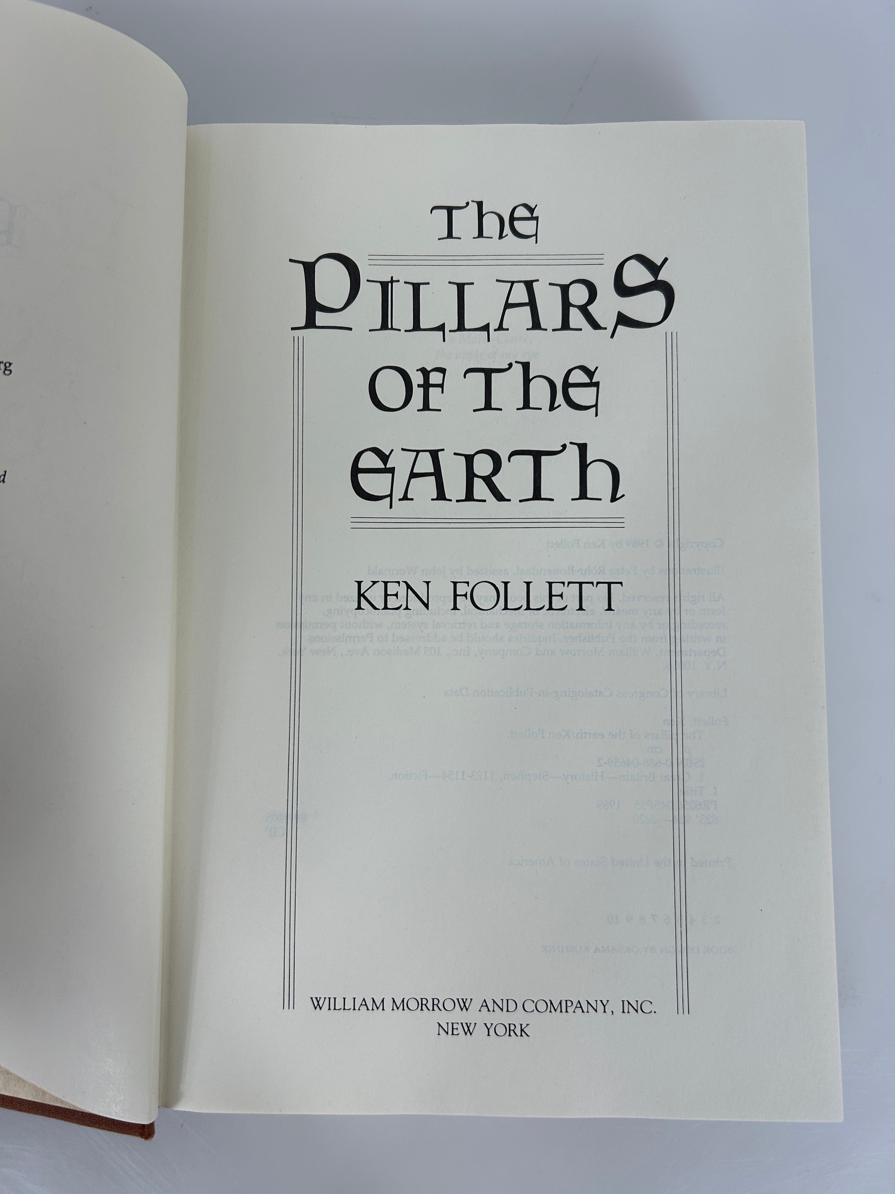 The Pillars of the Earth by Ken Follet Very Good HCDJ 2nd Edition