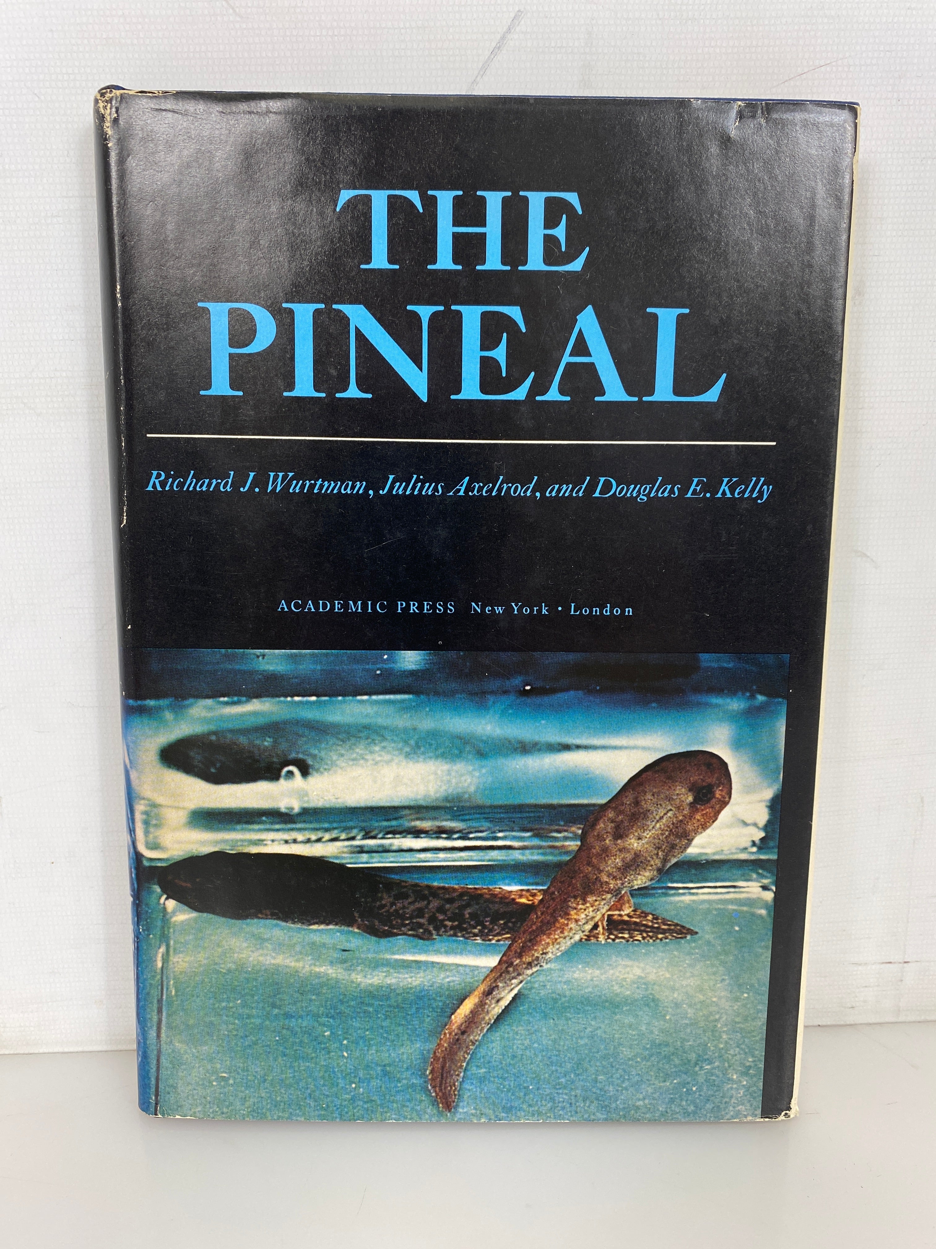 The Pineal by Wurtman/Axelrod/Kelly 1968 Academic Press HC DJ