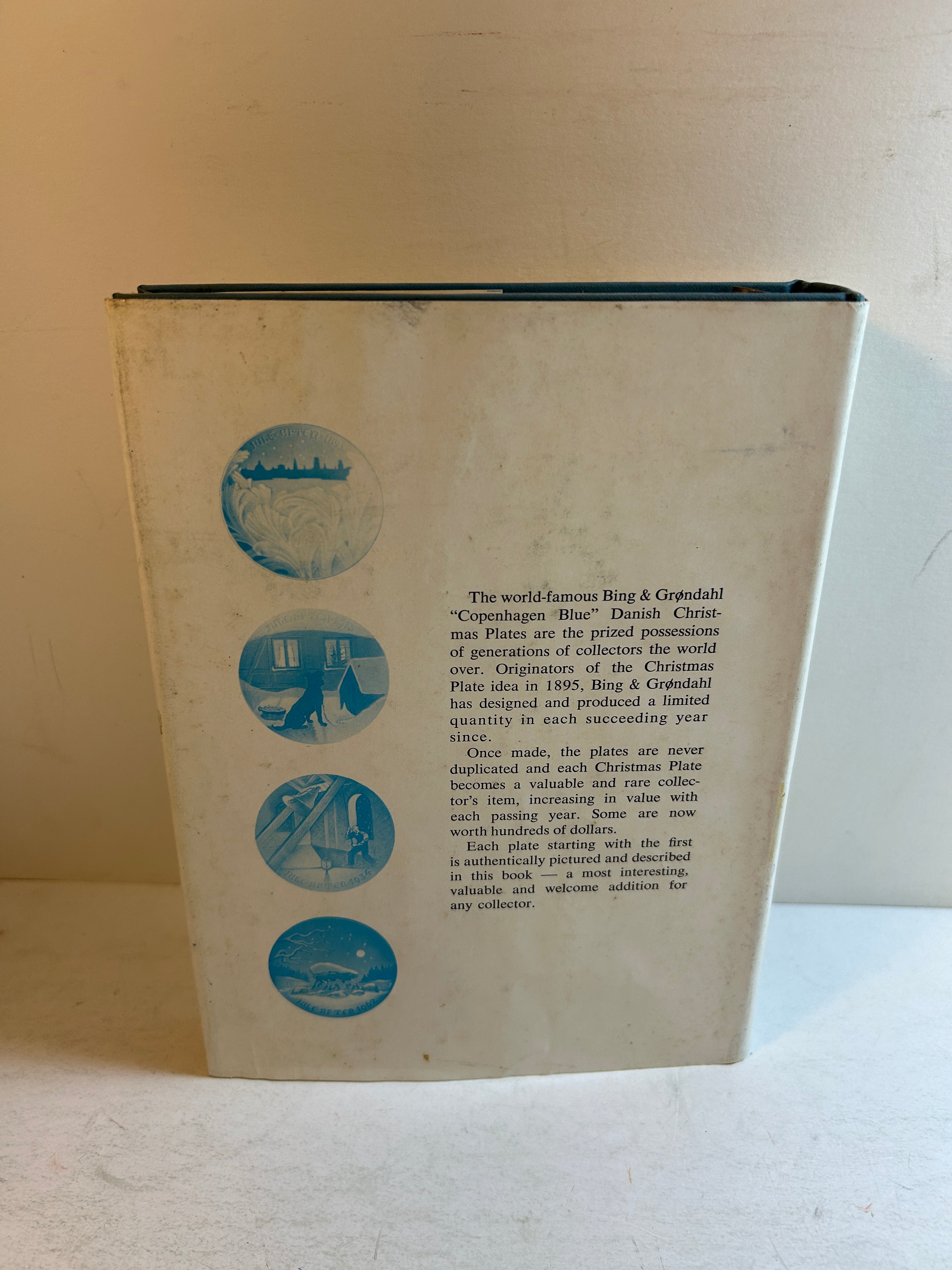 The Story of Bing & Grondahl Christmas Plates Pat Owen 1962 3-Ring Binder w/DJ