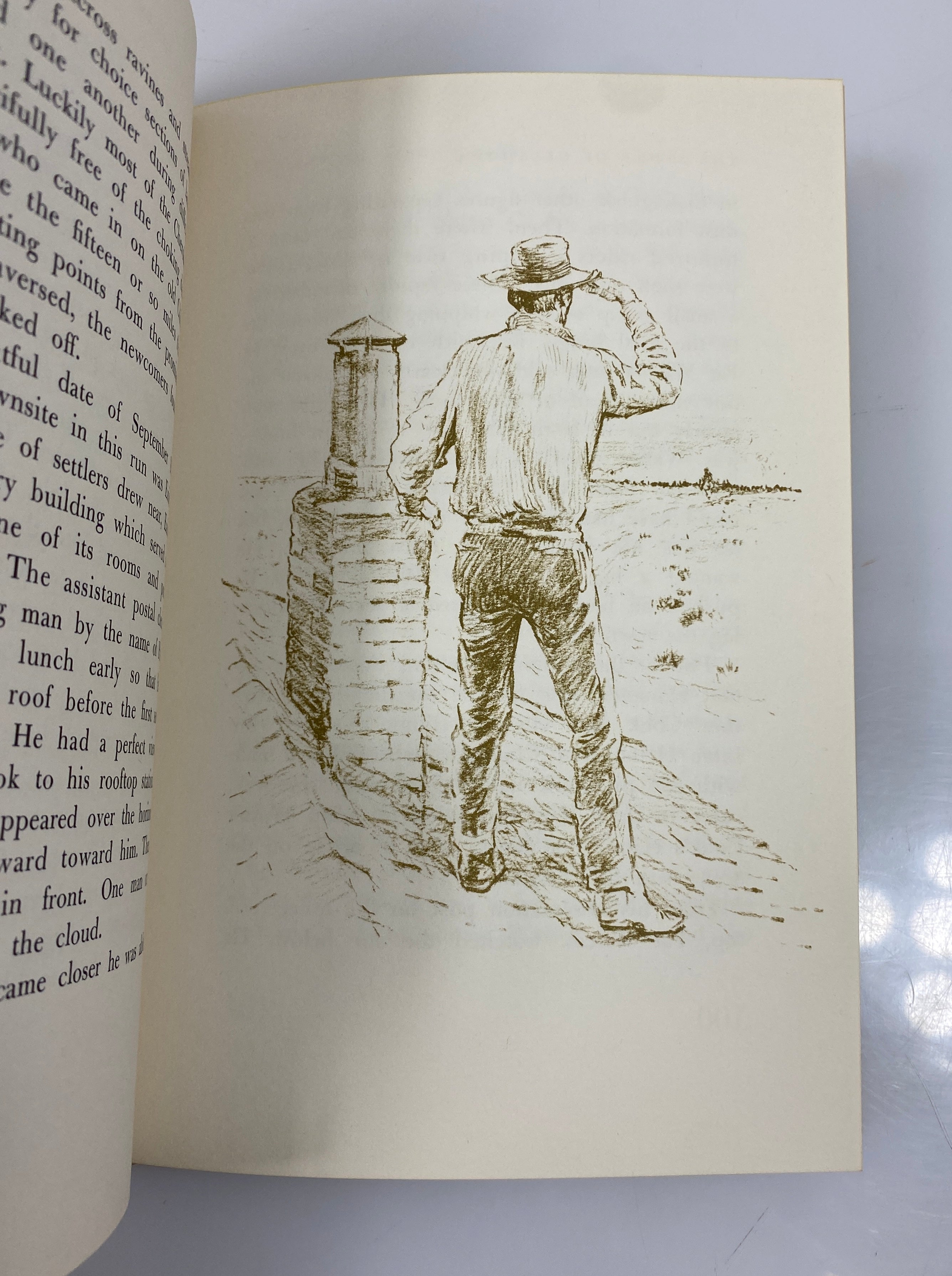 The Story of Oklahoma Lon Tinkle Random House 1962 HCDJ