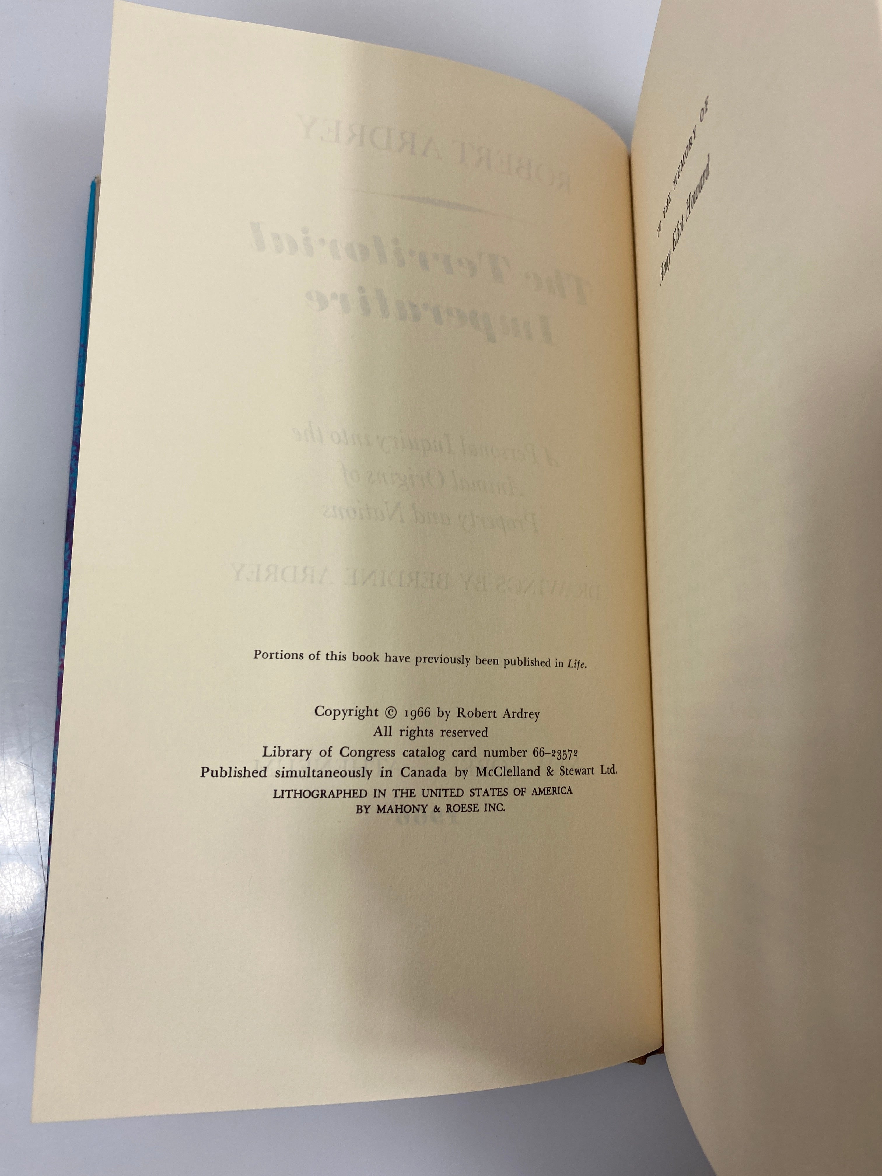The Territorial Imperative Robert  Ardrey 1966 HCDJ