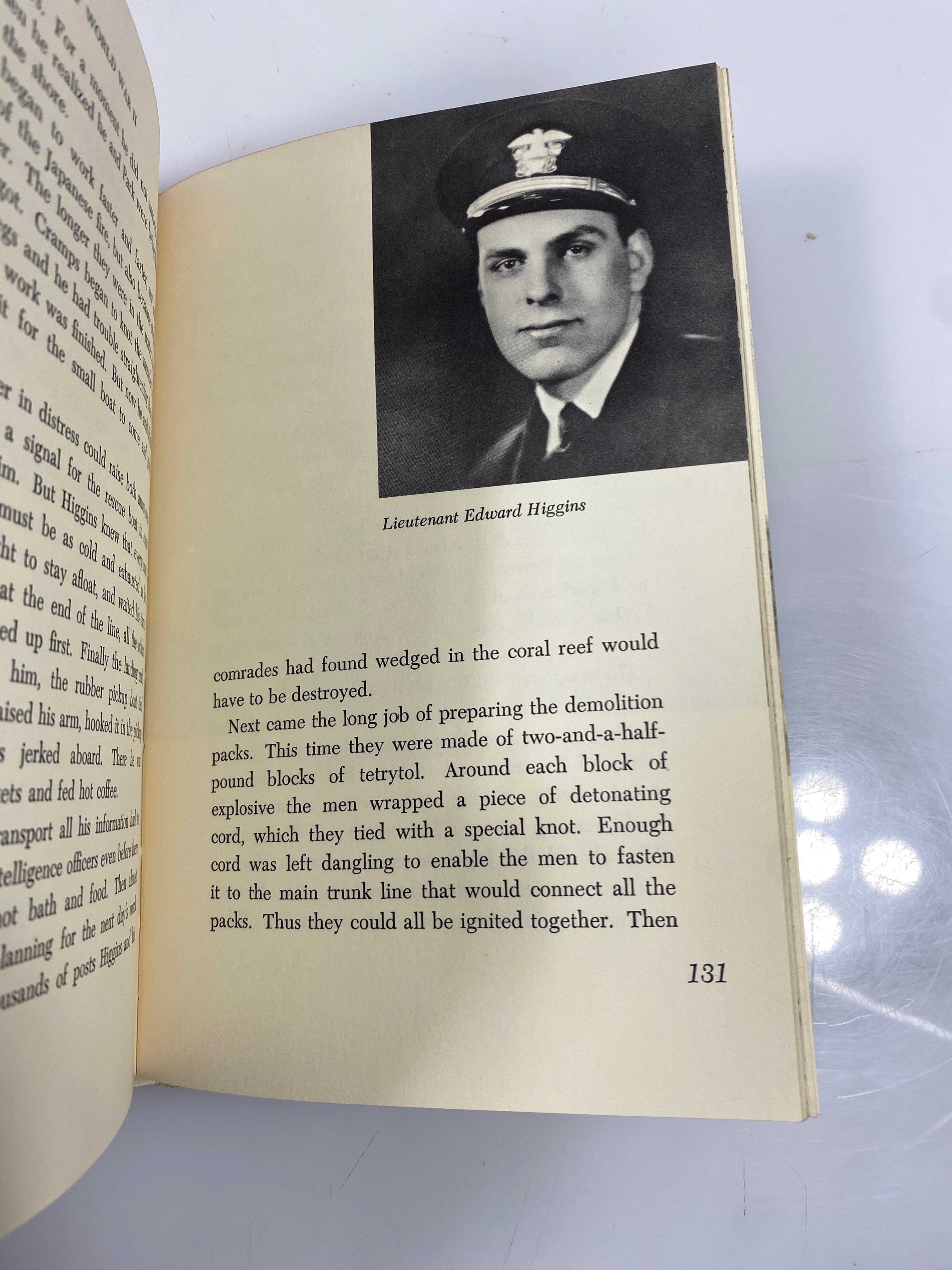 The U.S. Frogmen of WWII Wyatt Blassingame Random House 1964 HC