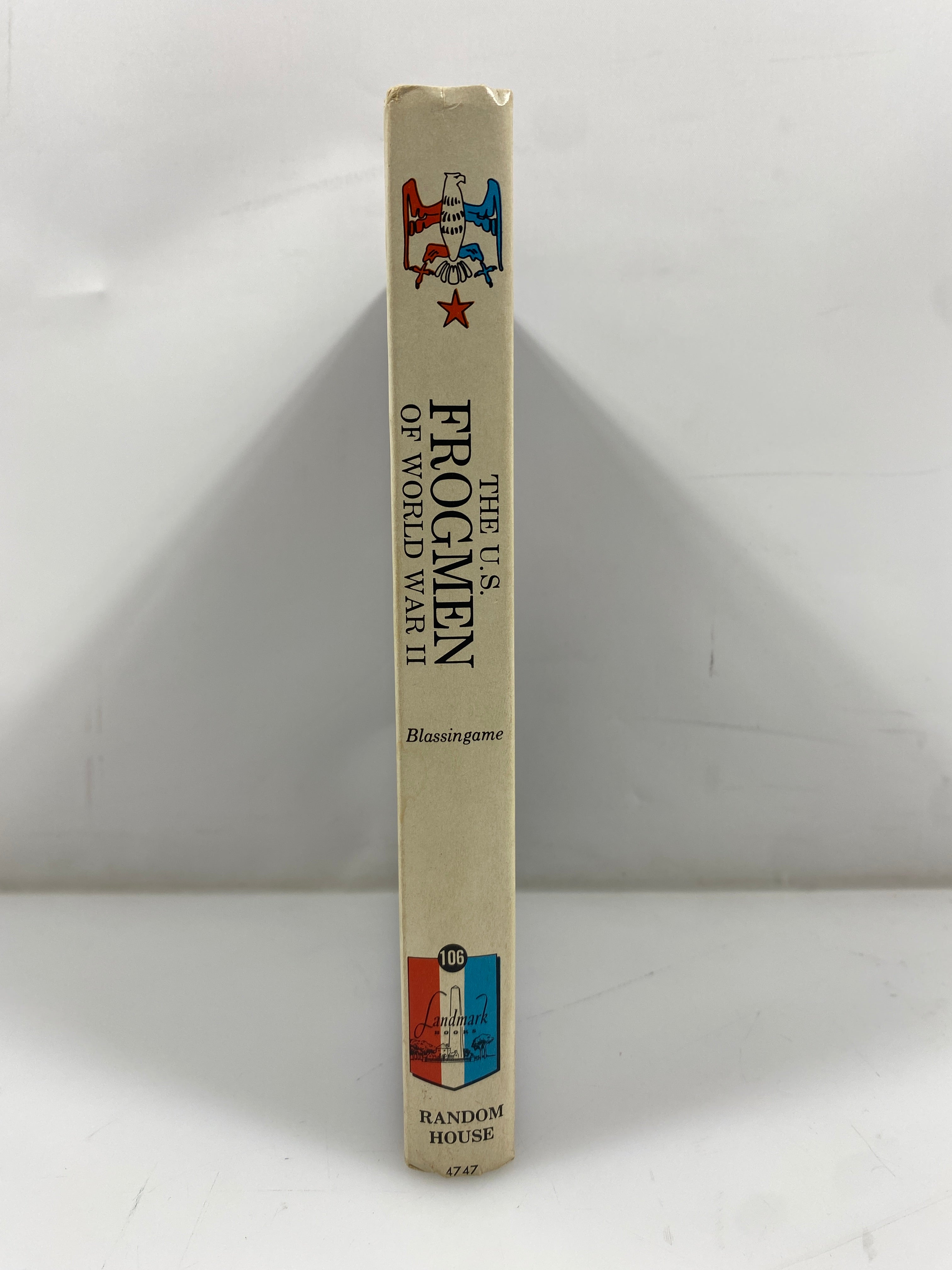 The U.S. Frogmen of WWII Wyatt Blassingame Random House 1964 HC