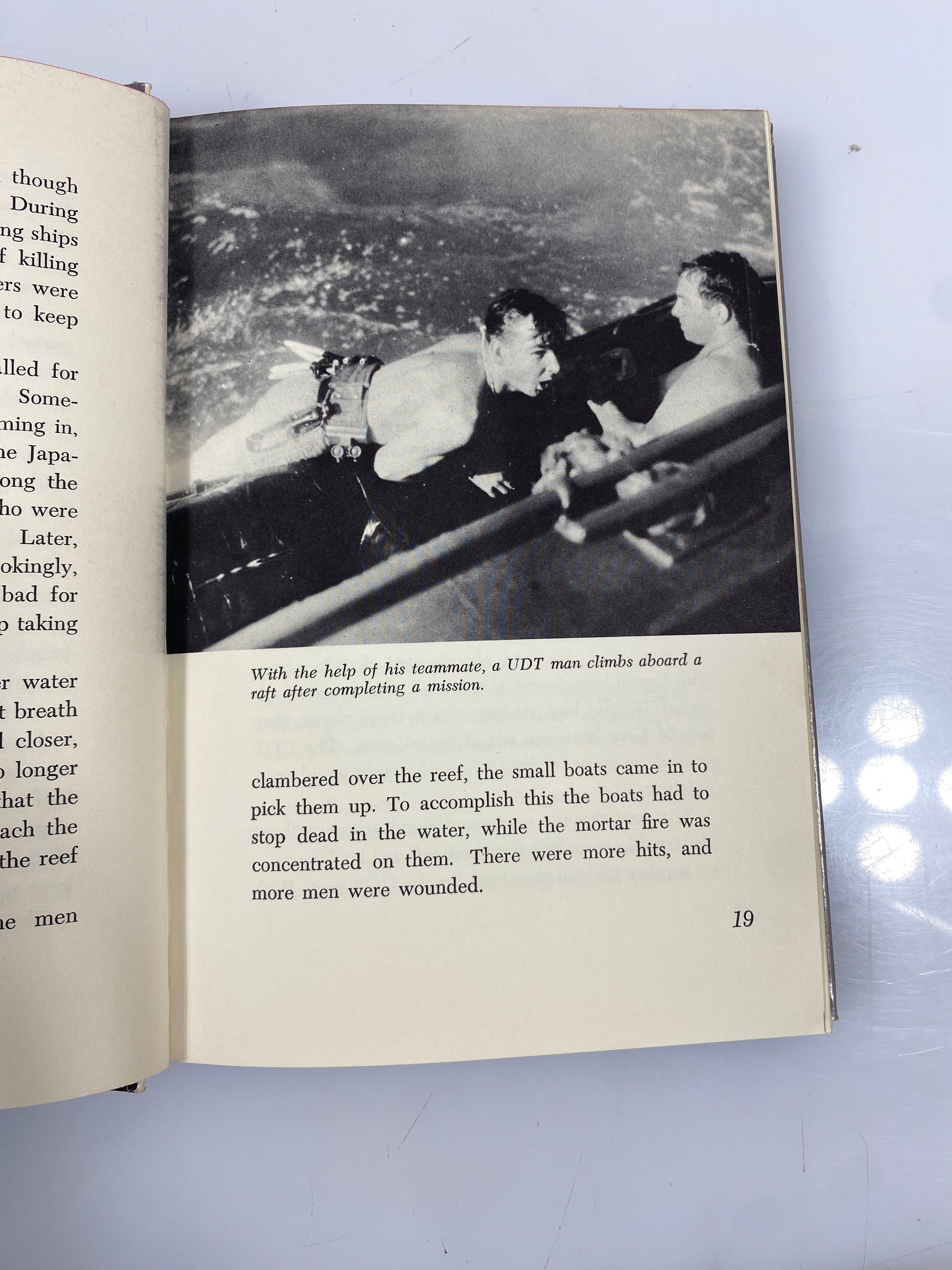 The U.S. Frogmen of WWII Wyatt Blassingame Random House 1964 HC