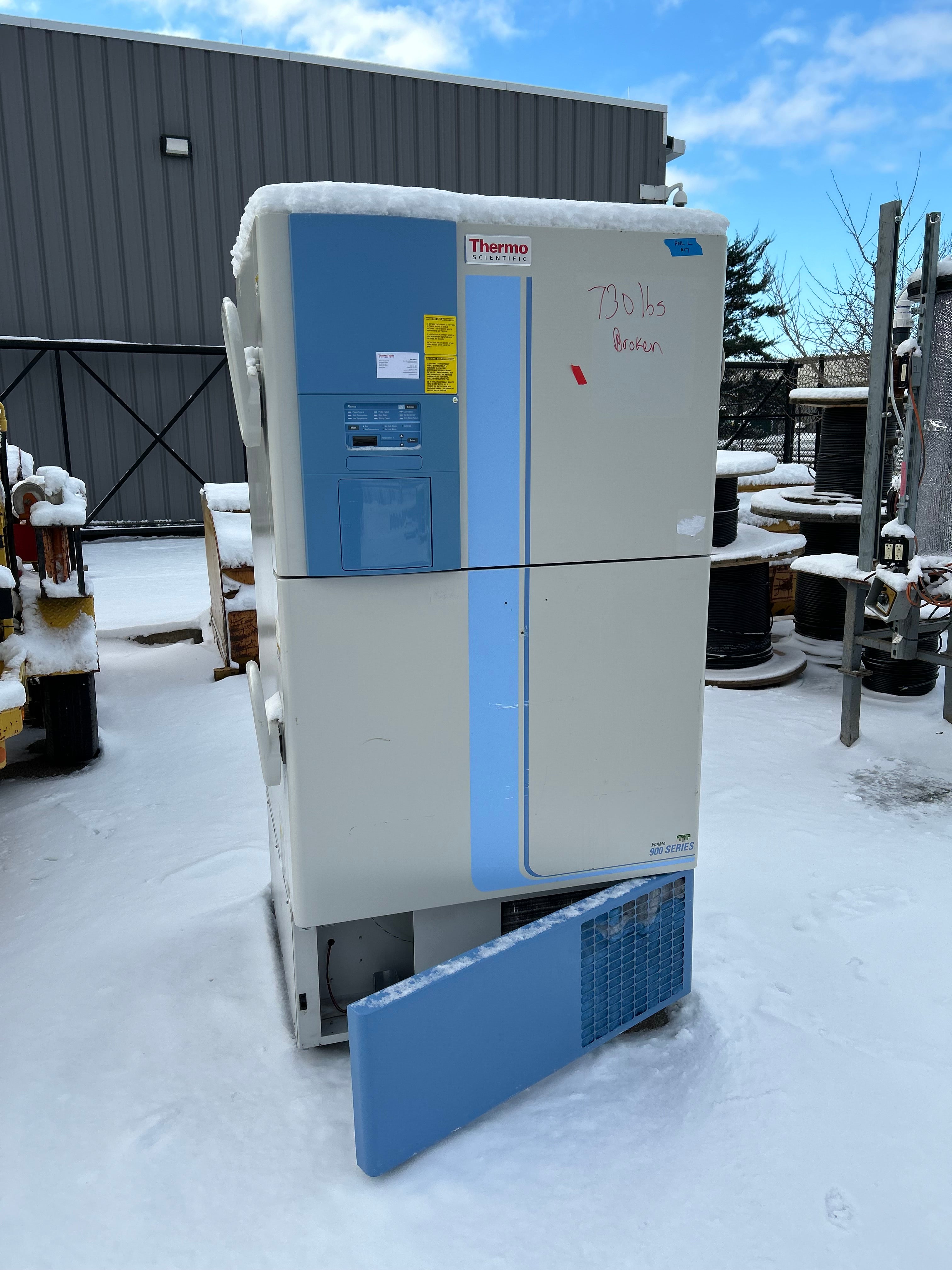 Thermal Ult99 Upright  Freezer