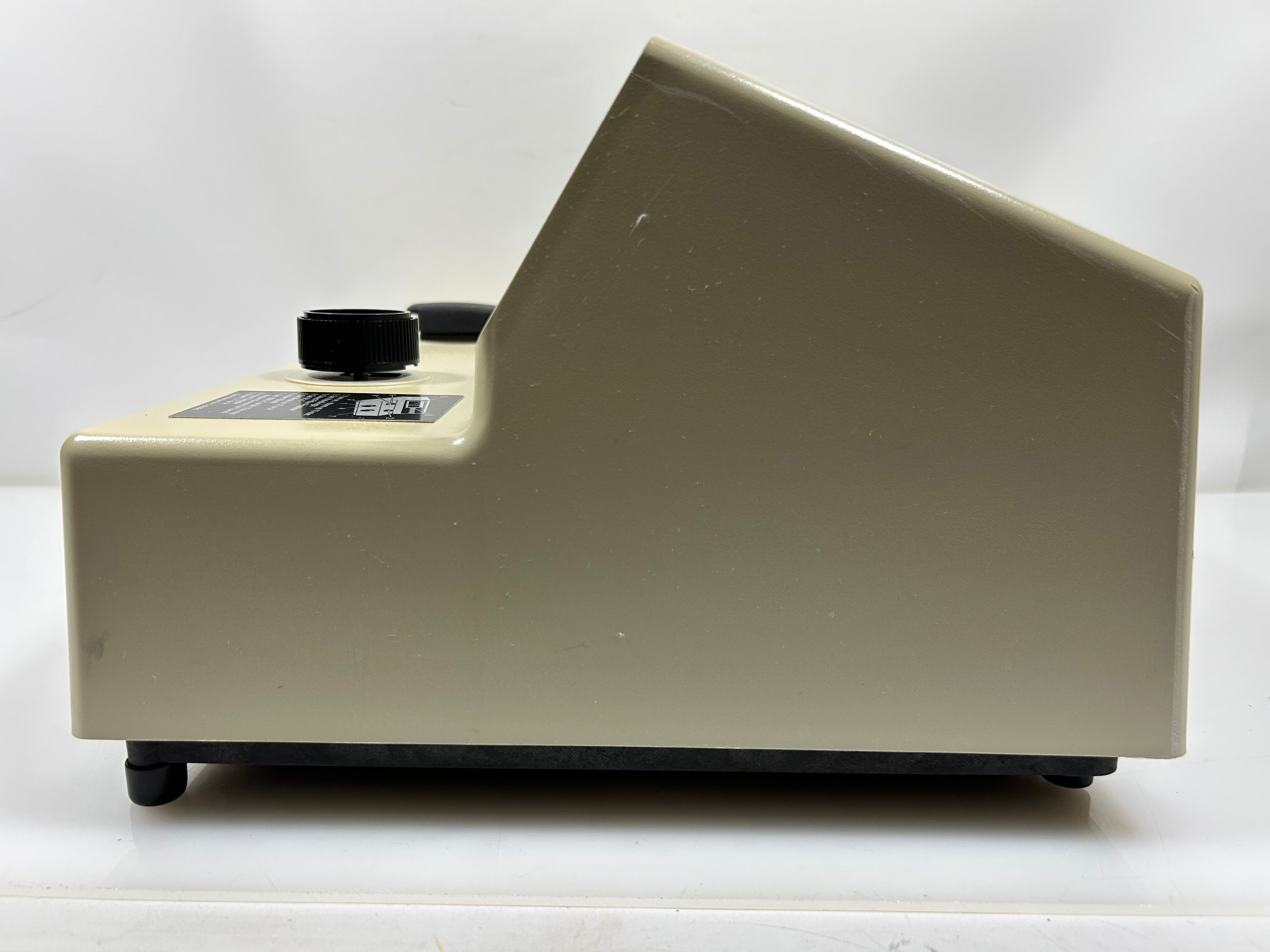Thermo Scientific Spectronic 20D+ Digital Spectrophotometer