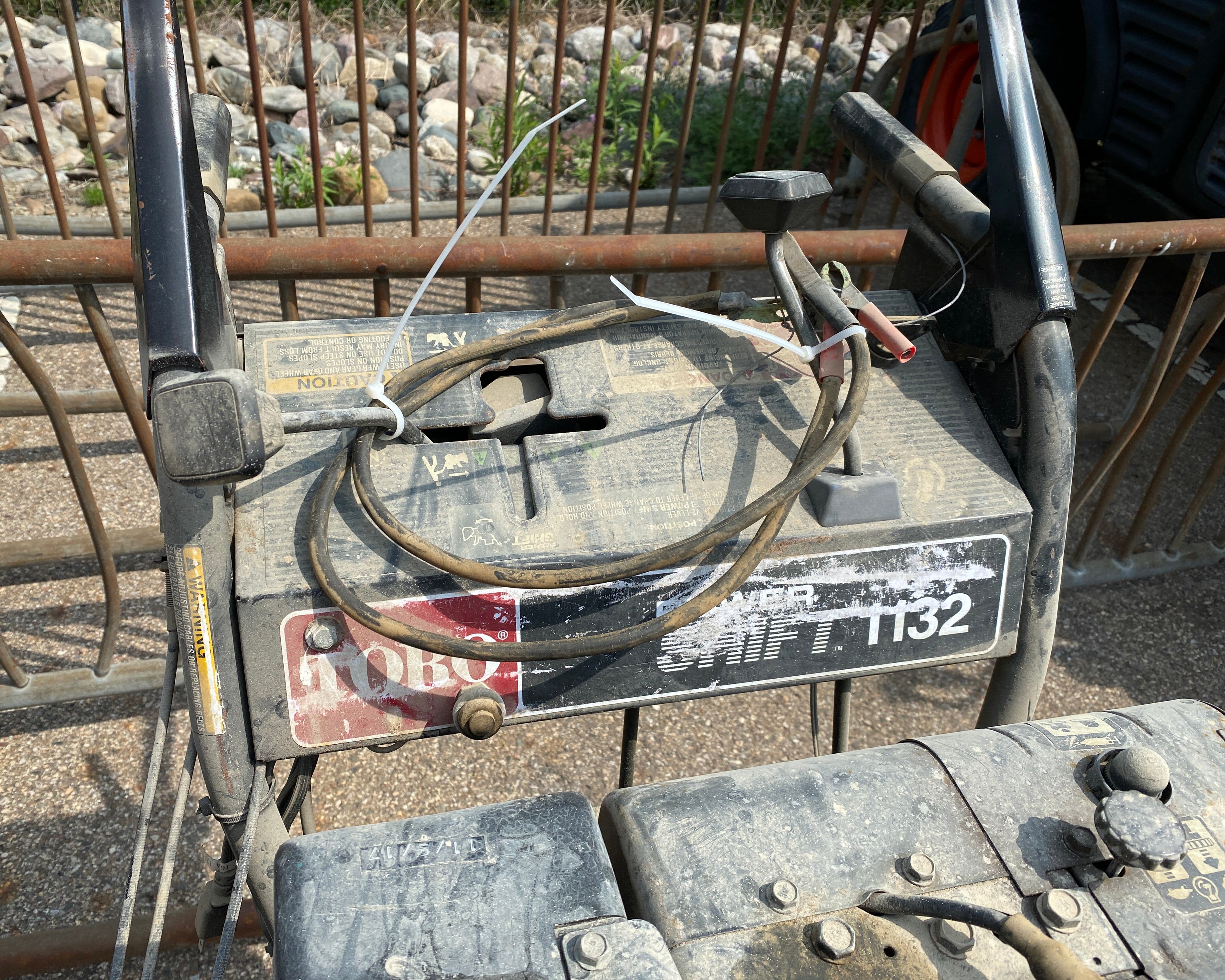 Toro Power Shift #1132 Red Snowblower