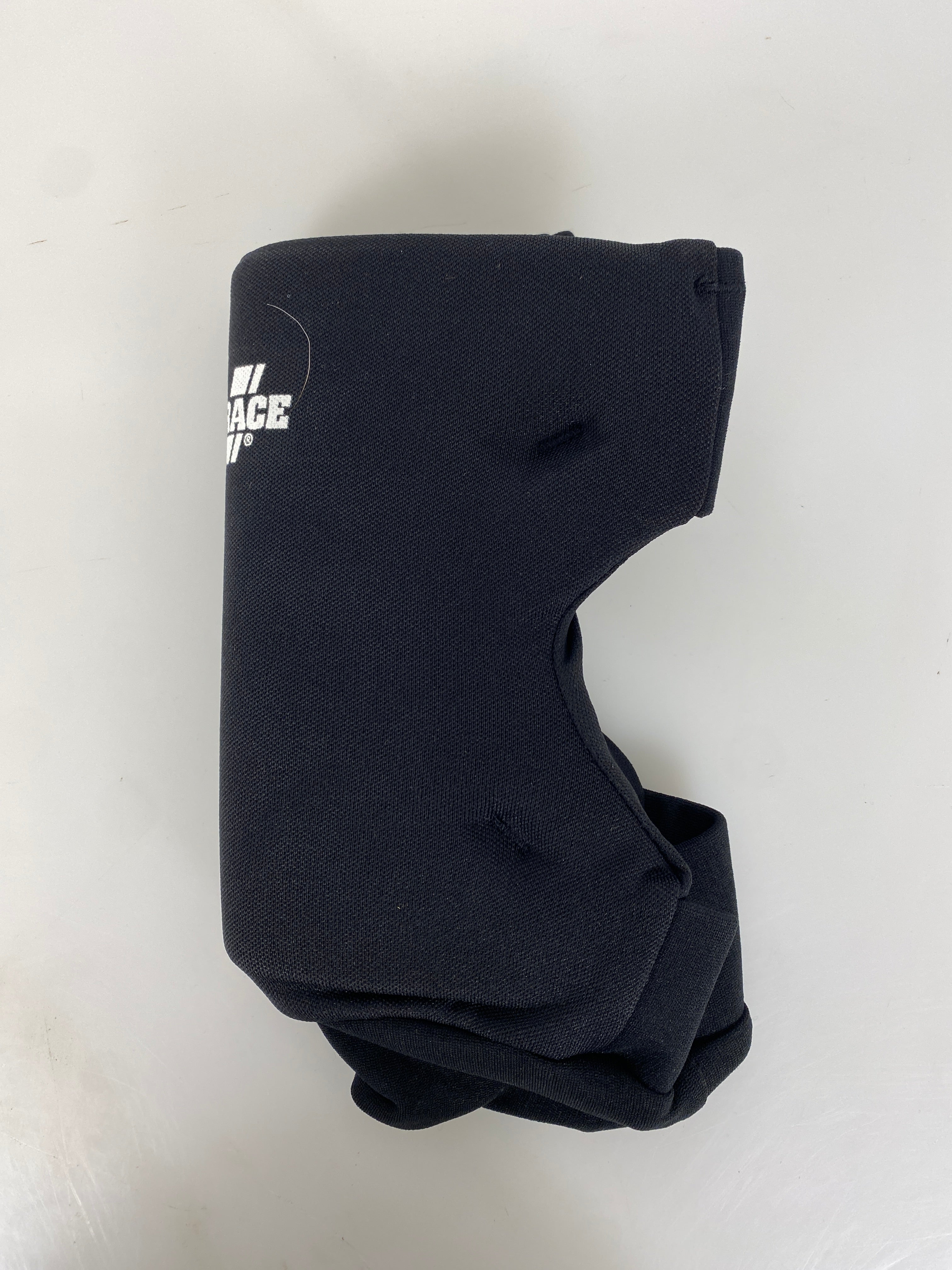 Trace Softball Flexible Knee Guard Protection Short Style Adult Size M *NEW*