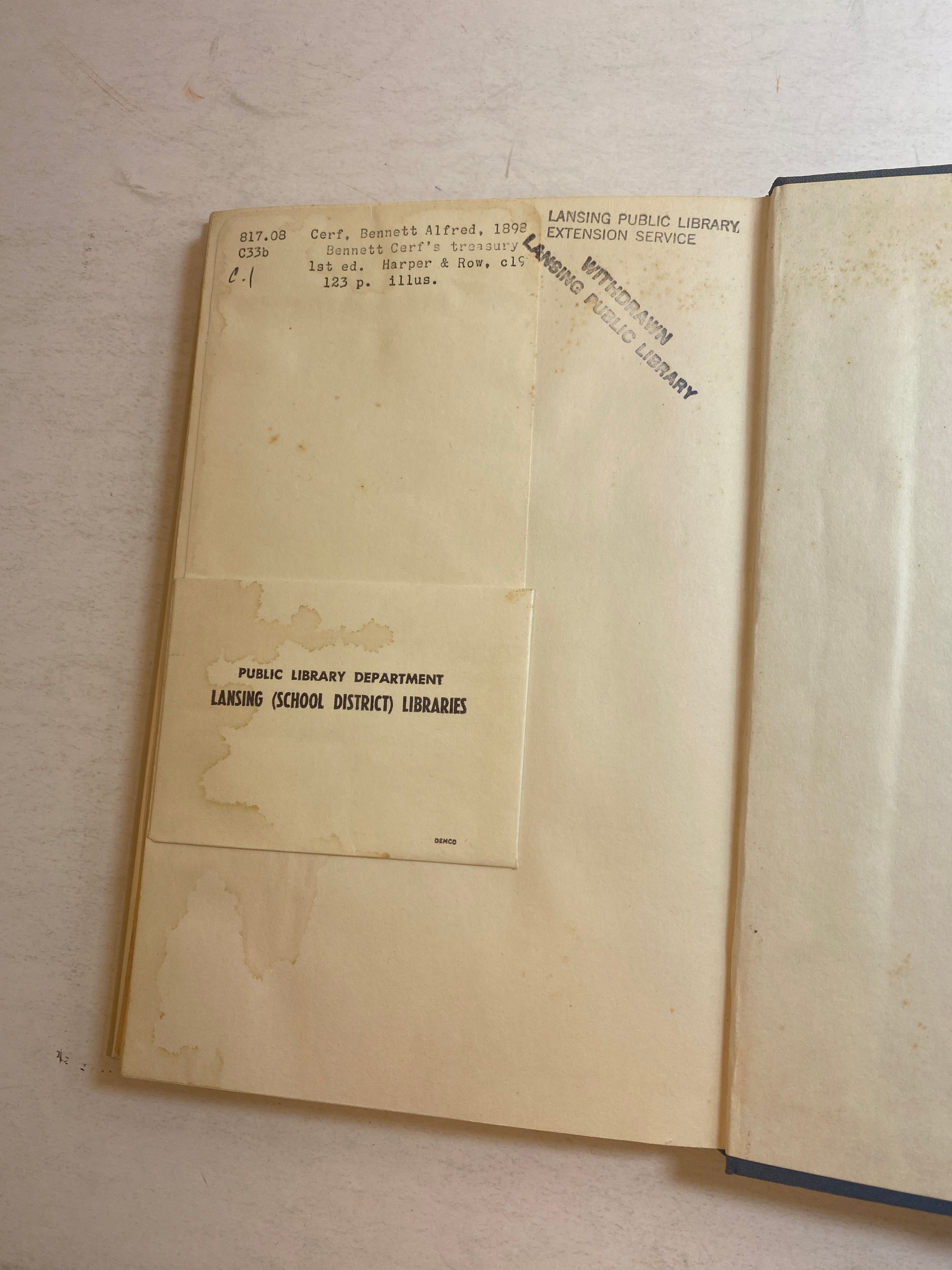 Treasury of Atrocious Puns 1968 HCDJ