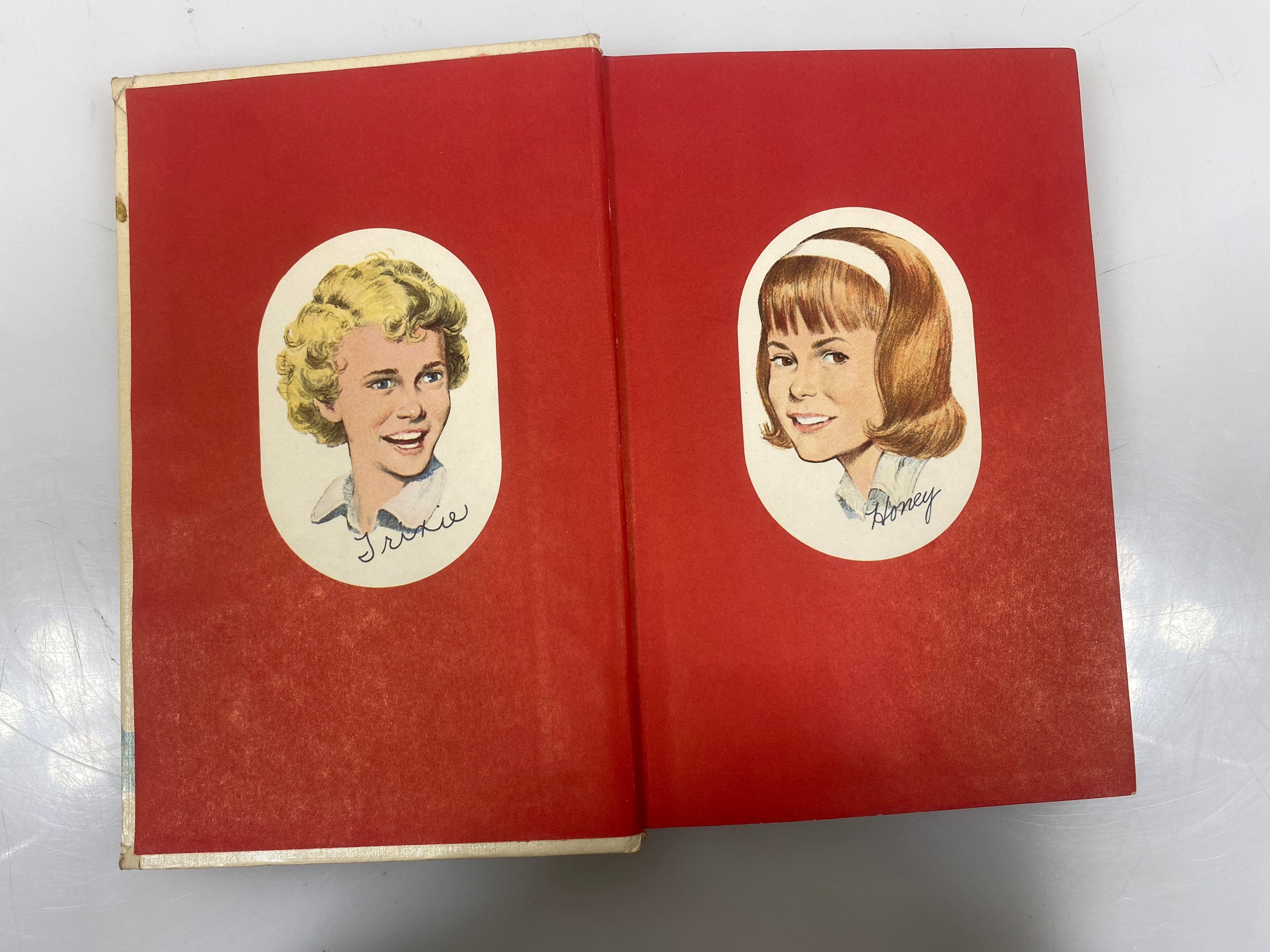 Trixie Belden and the Black Jacket Mystery by Kenny 1961 HC