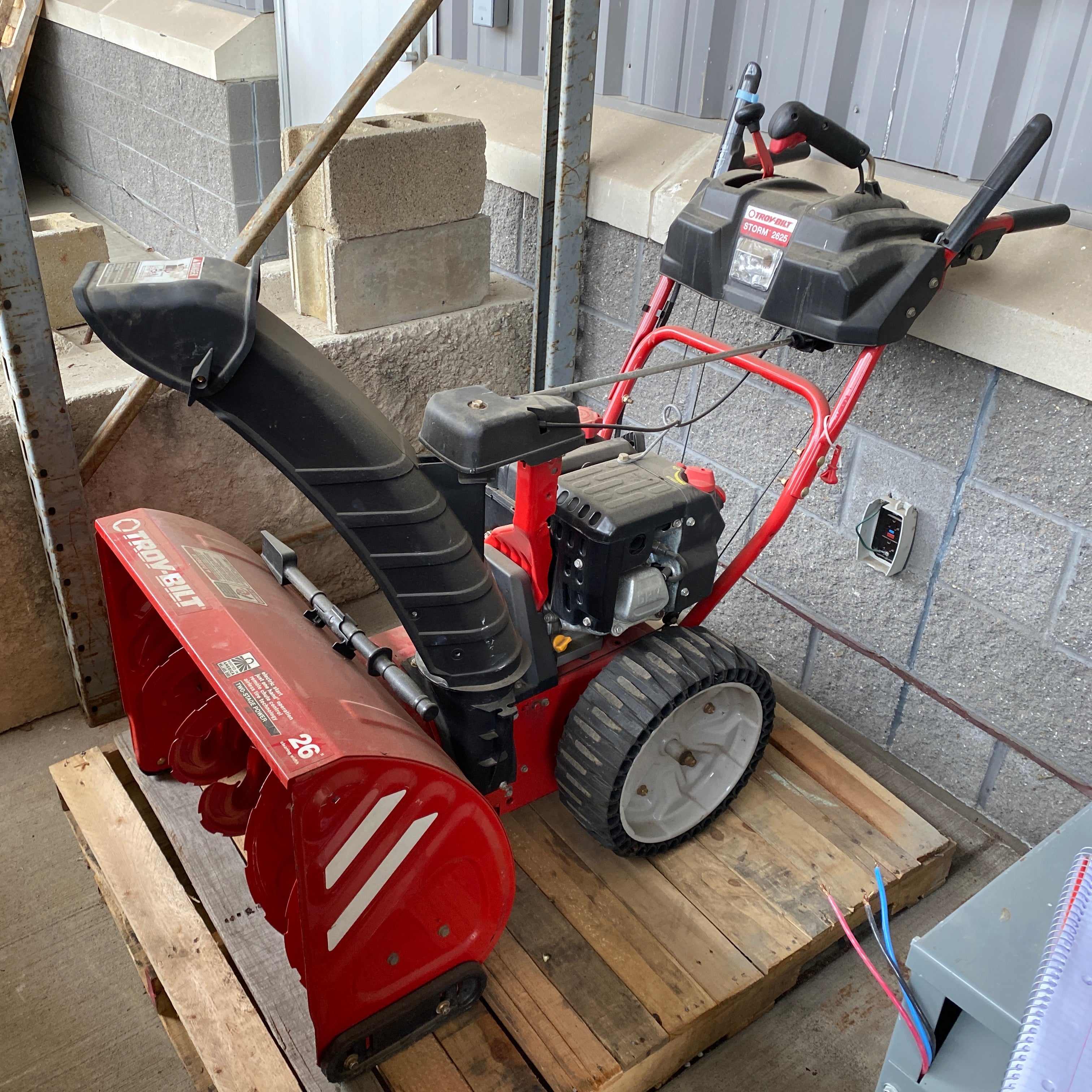 Troy-Bilt Storm 2625 Red Snow Blower