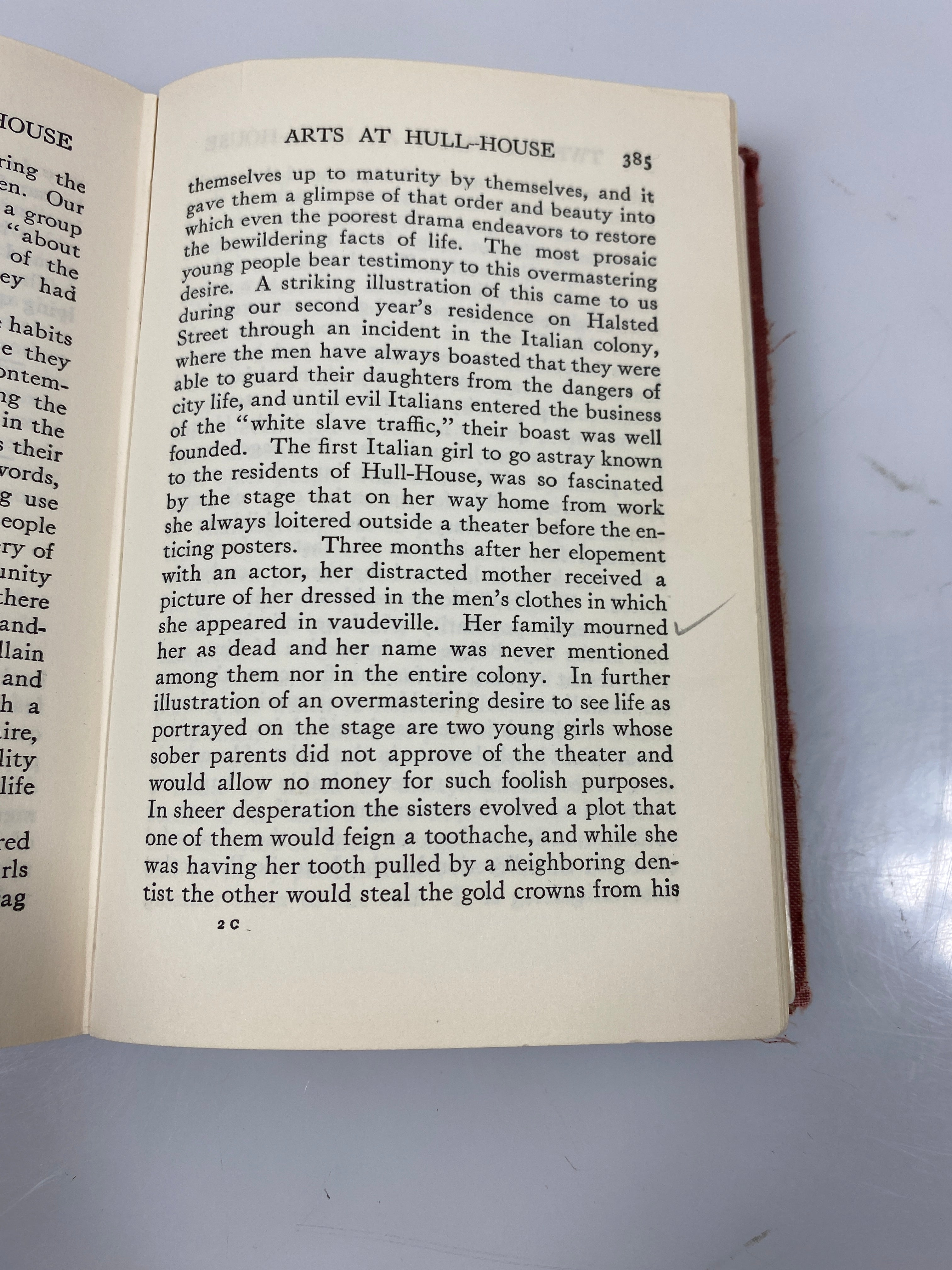 Twenty Years at Hull-House by Jane Addams 1964 22nd Print Ex-library HC