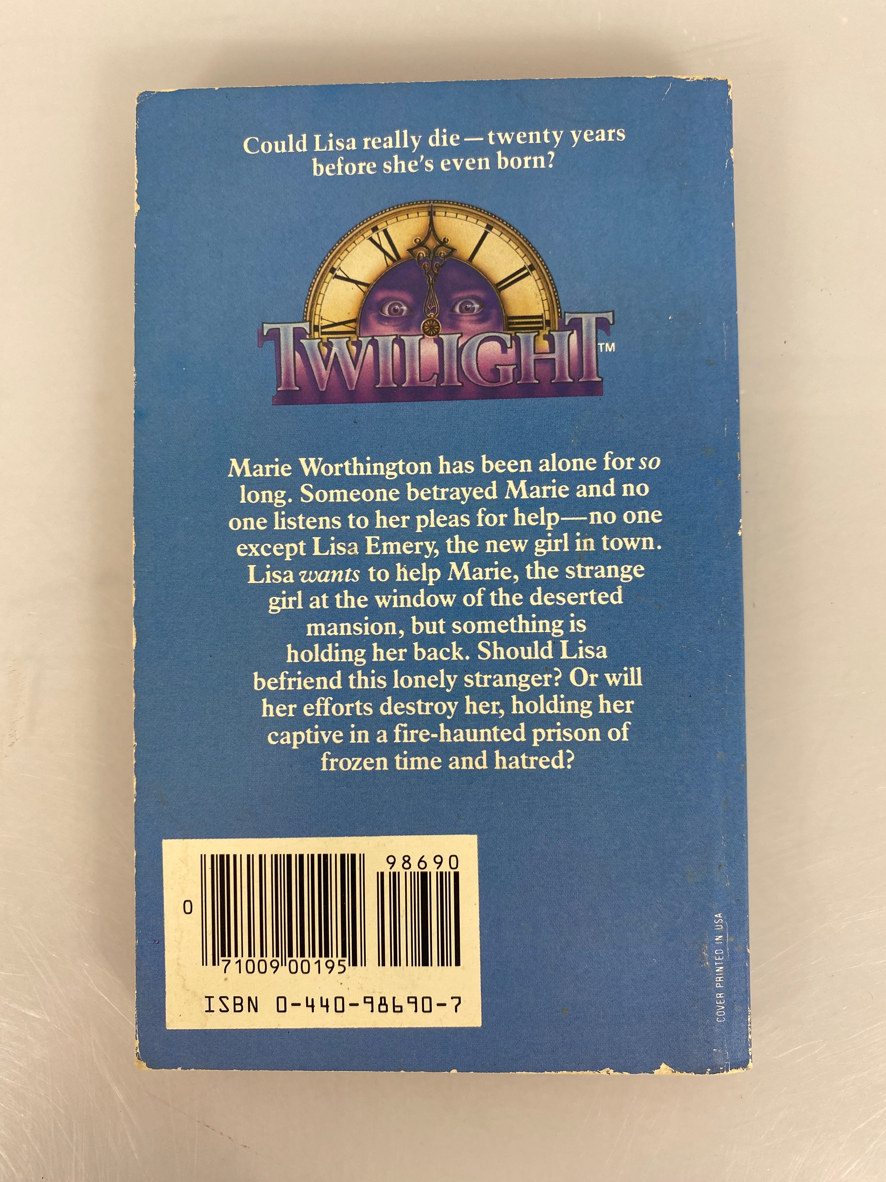 Twilight Series #12 The Twisted Room Janet Patton Smith 1983 First Edition