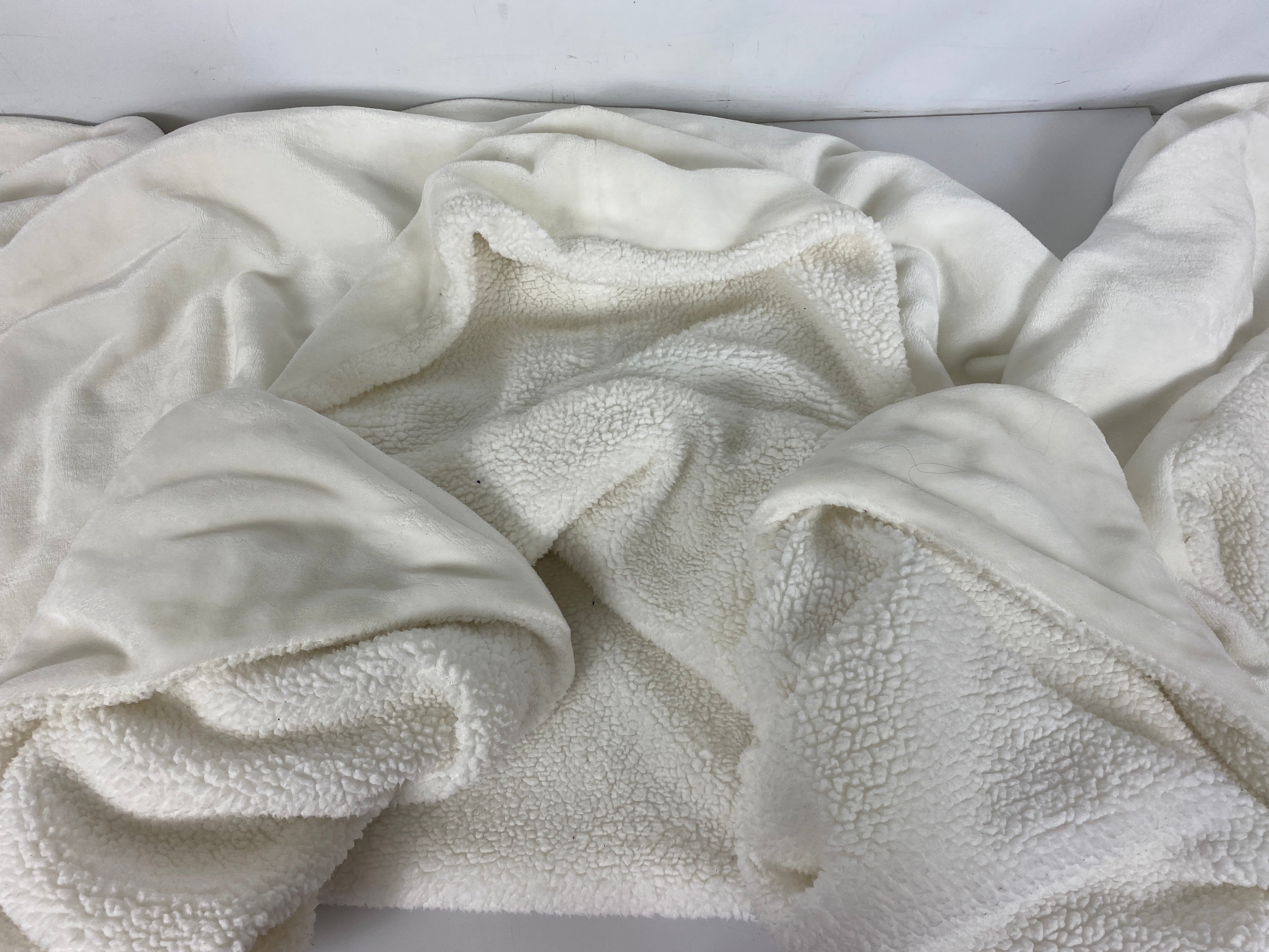 Ugg Hooded Fuzzy White Blanket