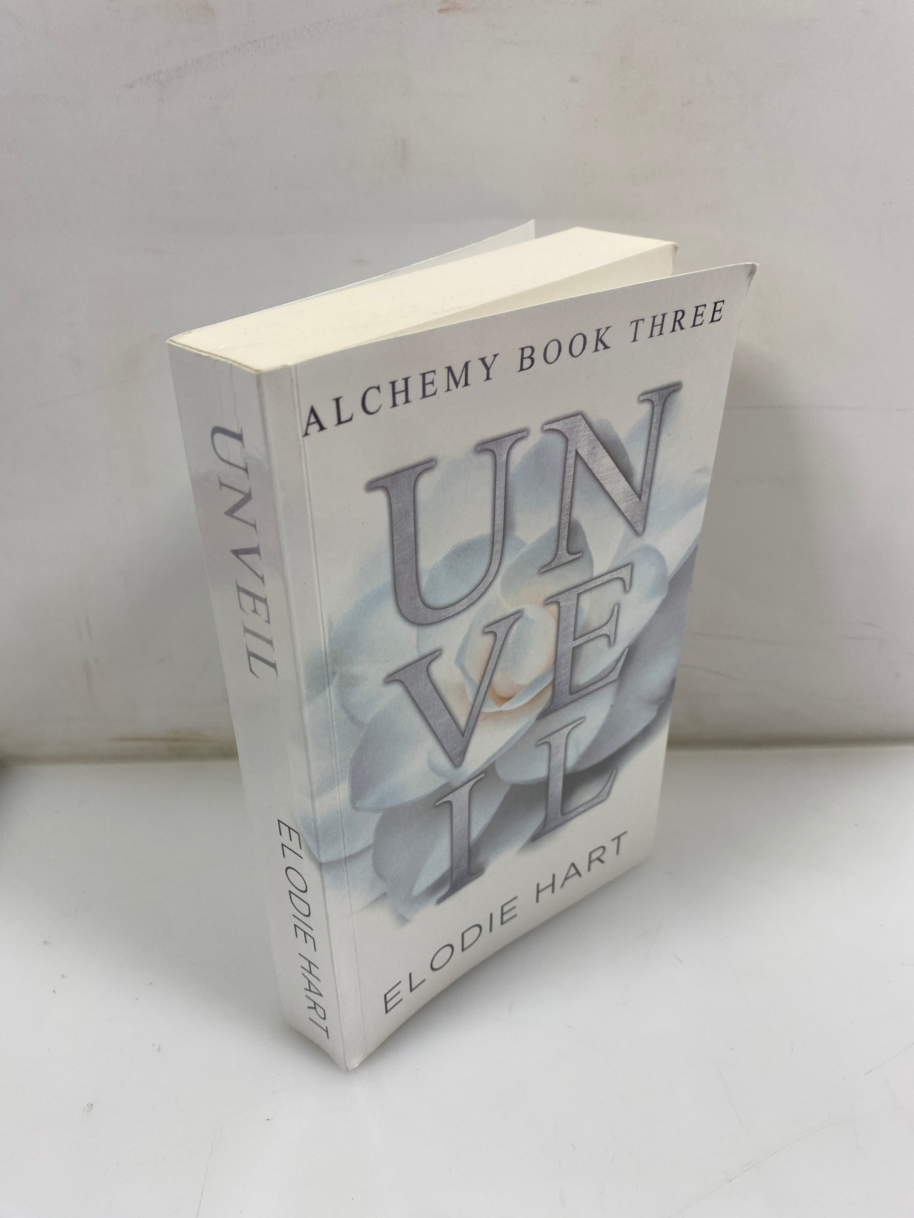Unveil Alchemy Book 3 Elodie Hart *Signed*