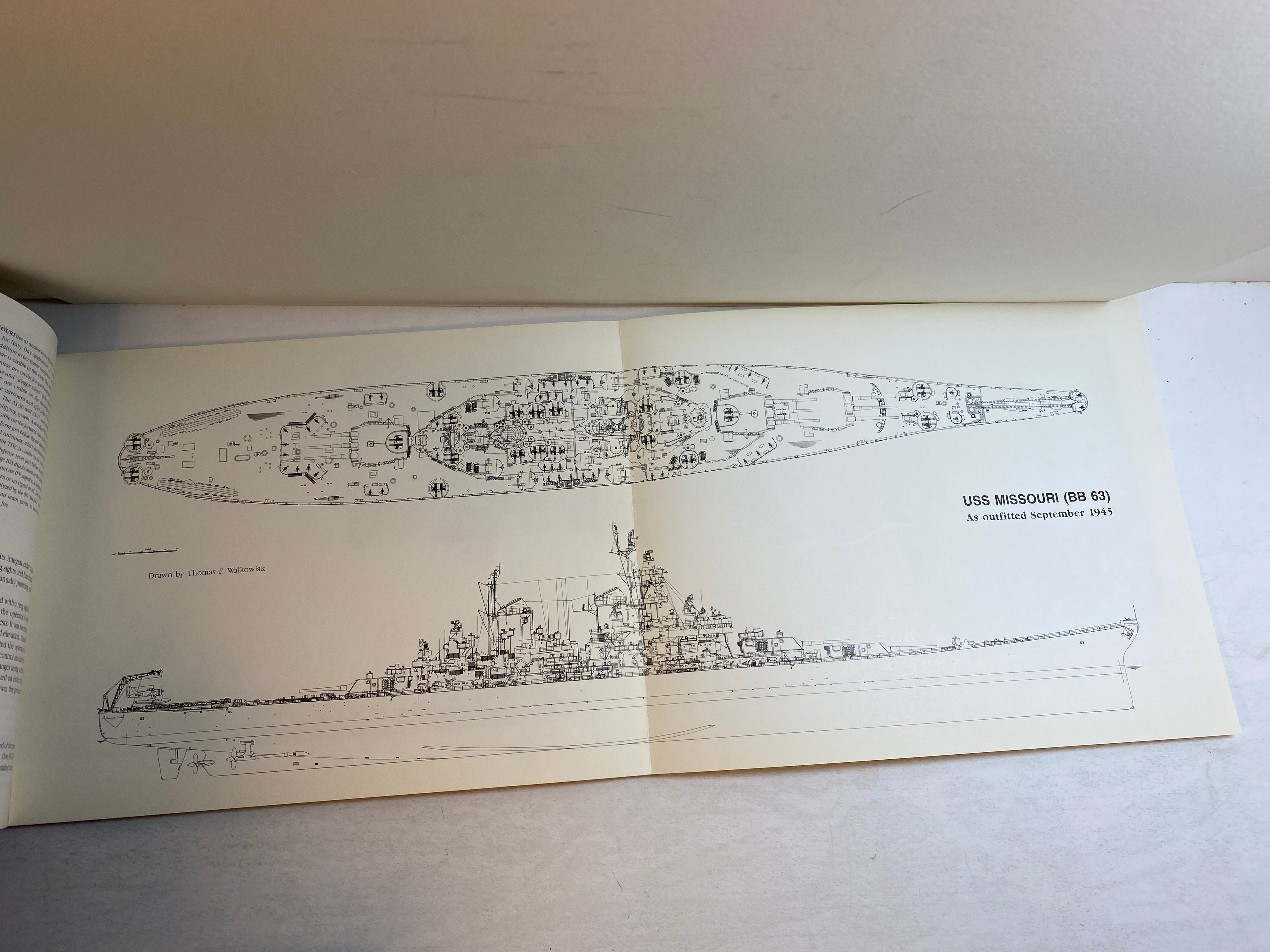 USS Missouri BB63 Leeward Warship's Data 2 1986