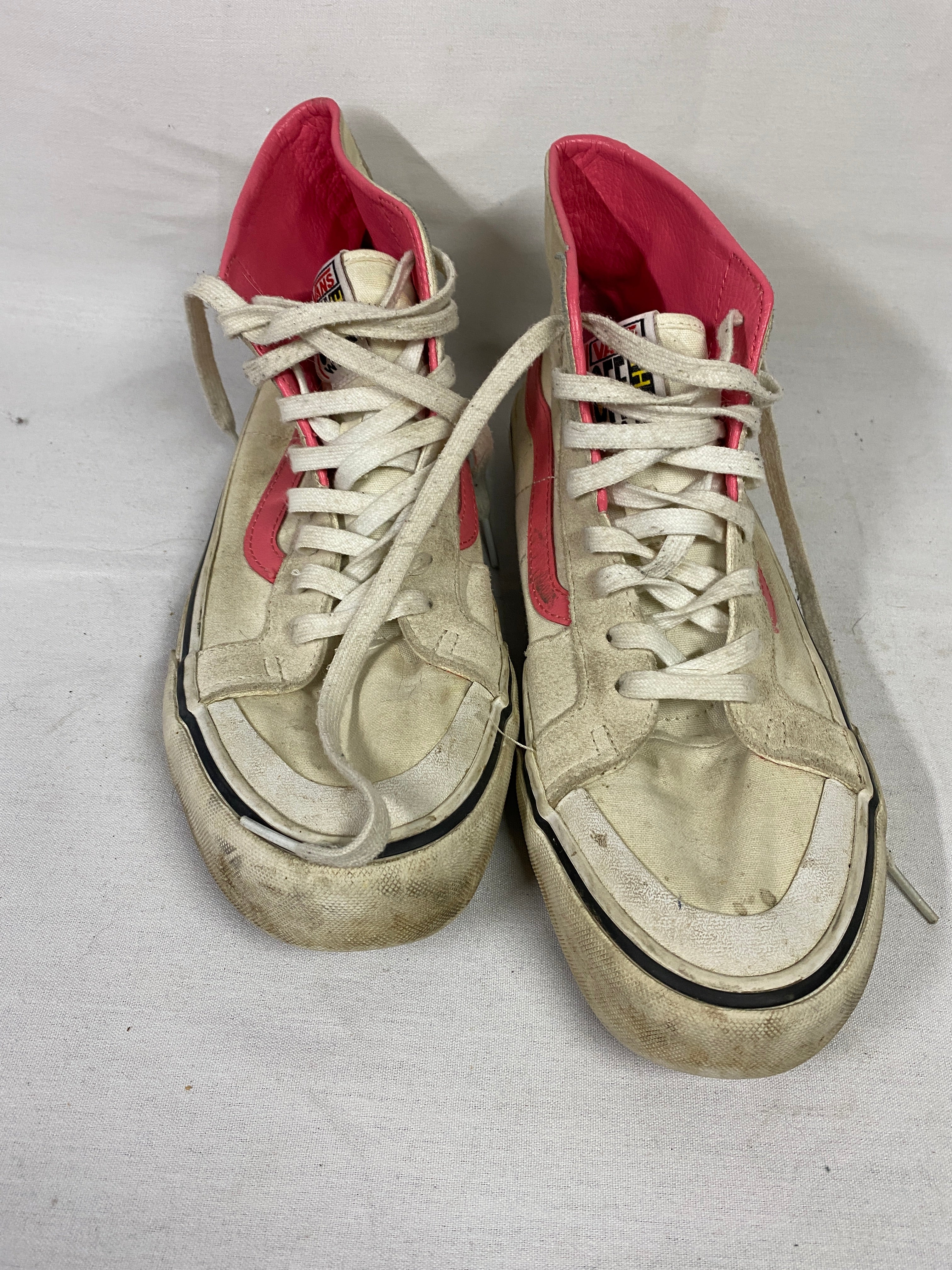 Vans x T&C Surf Designs Hawai'i White and Pink Vintage High-top Sneakers Men's 10.5/Women's 12