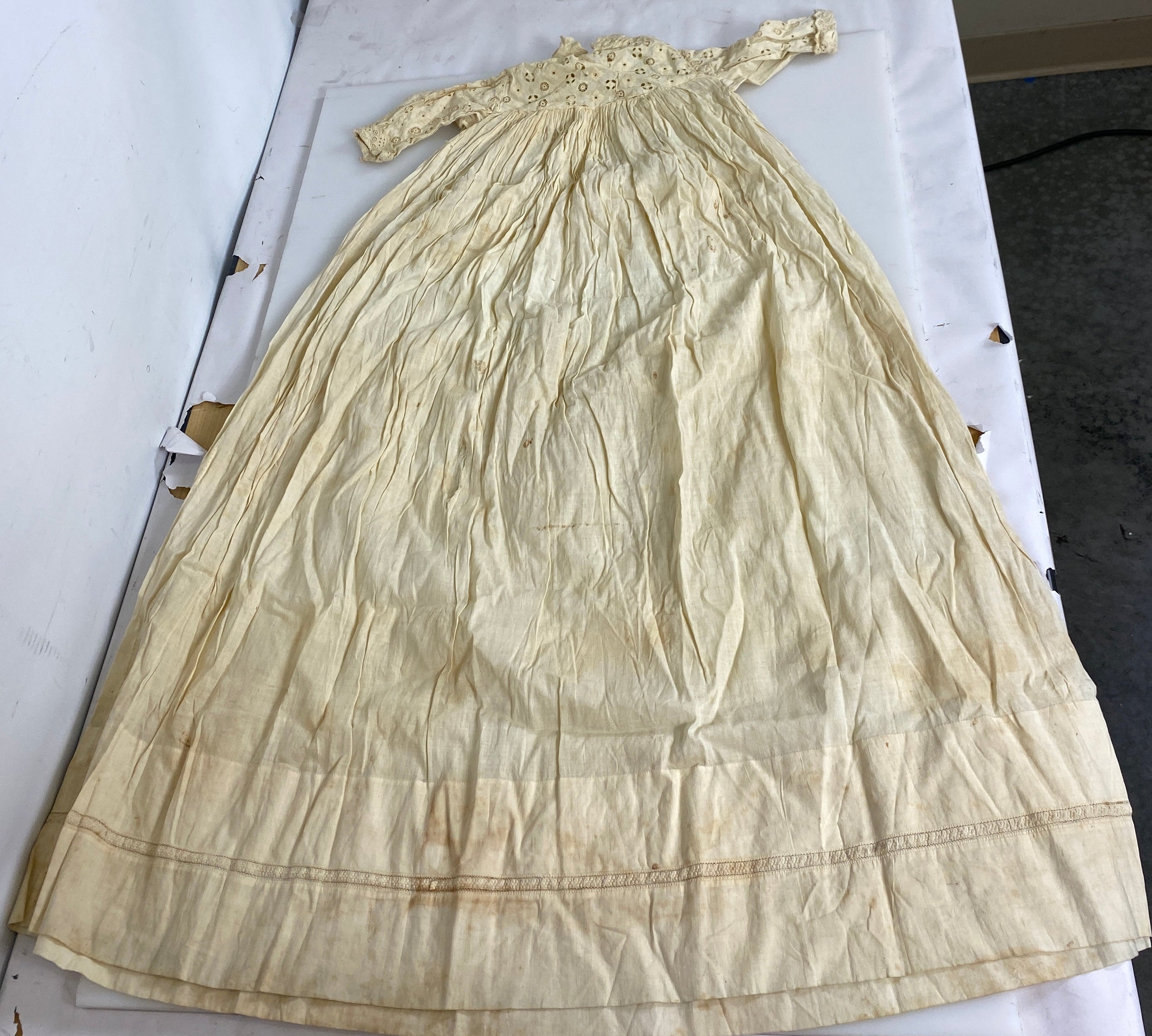 Vintage 1900's Baby's Long Gown