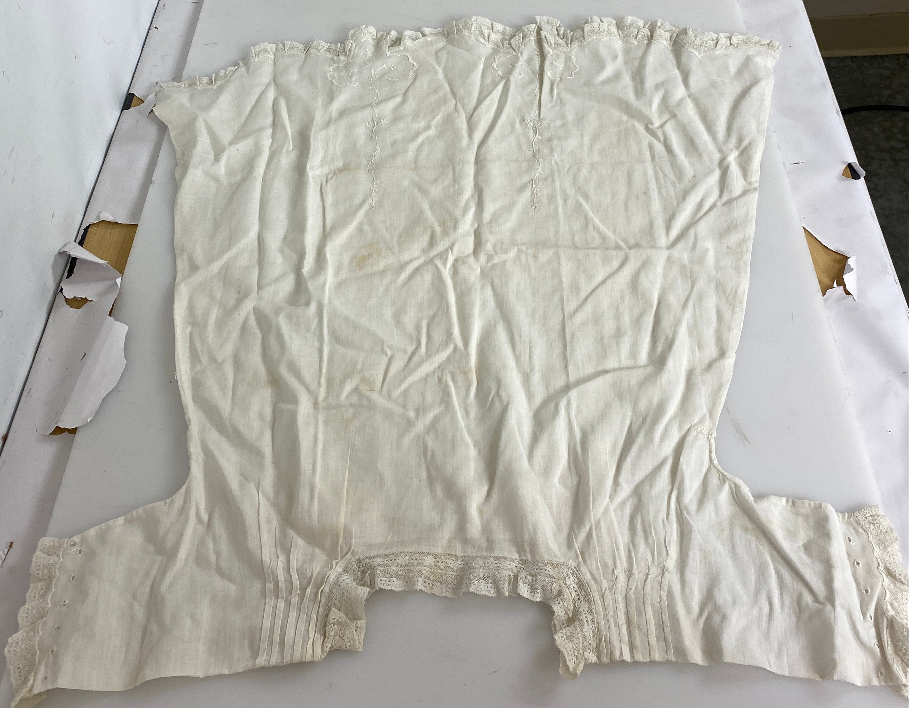 Vintage 1900's Infant Gown