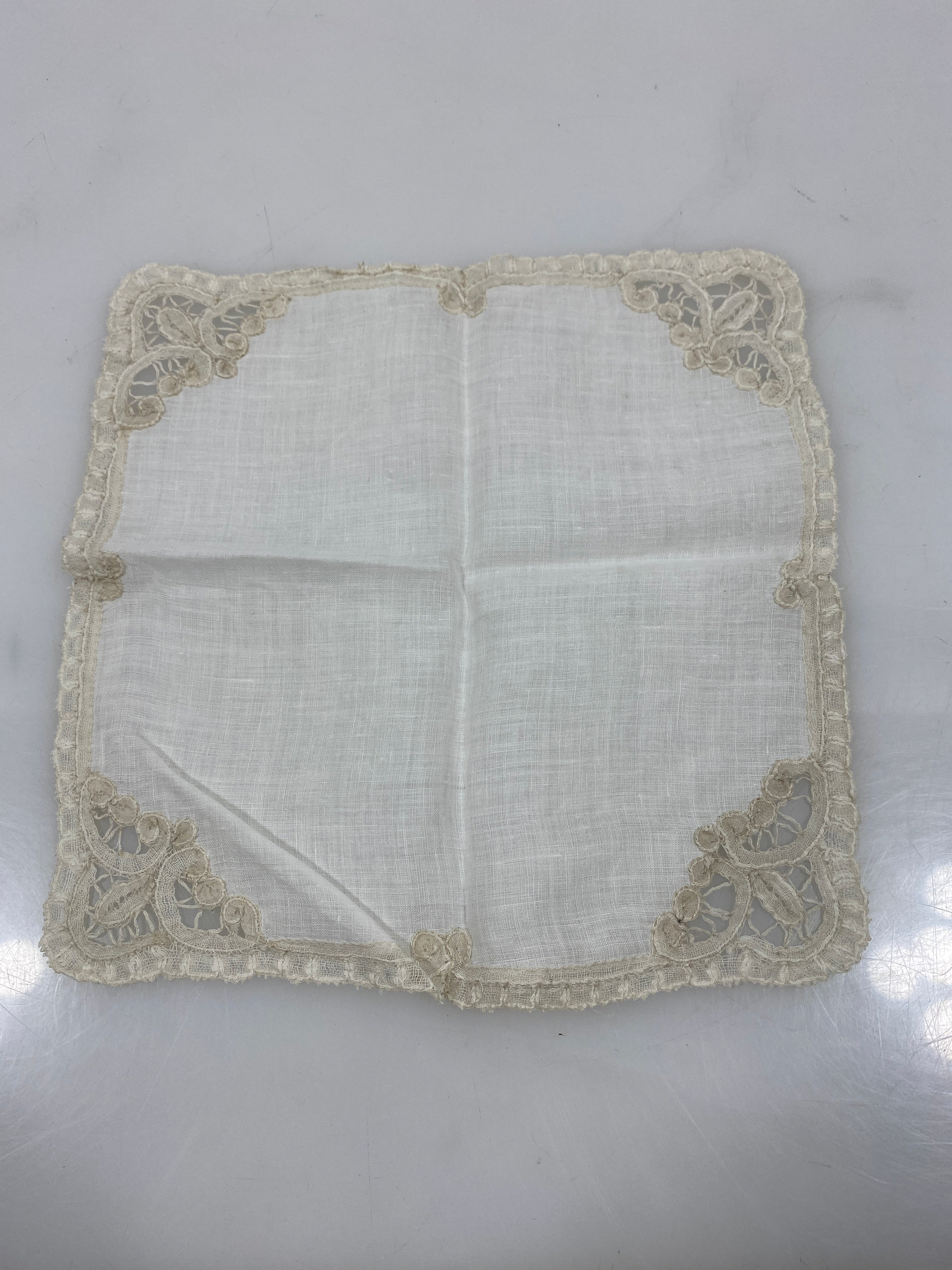 Vintage 1900s White Linen Handkerchief with Intricate Lace Border