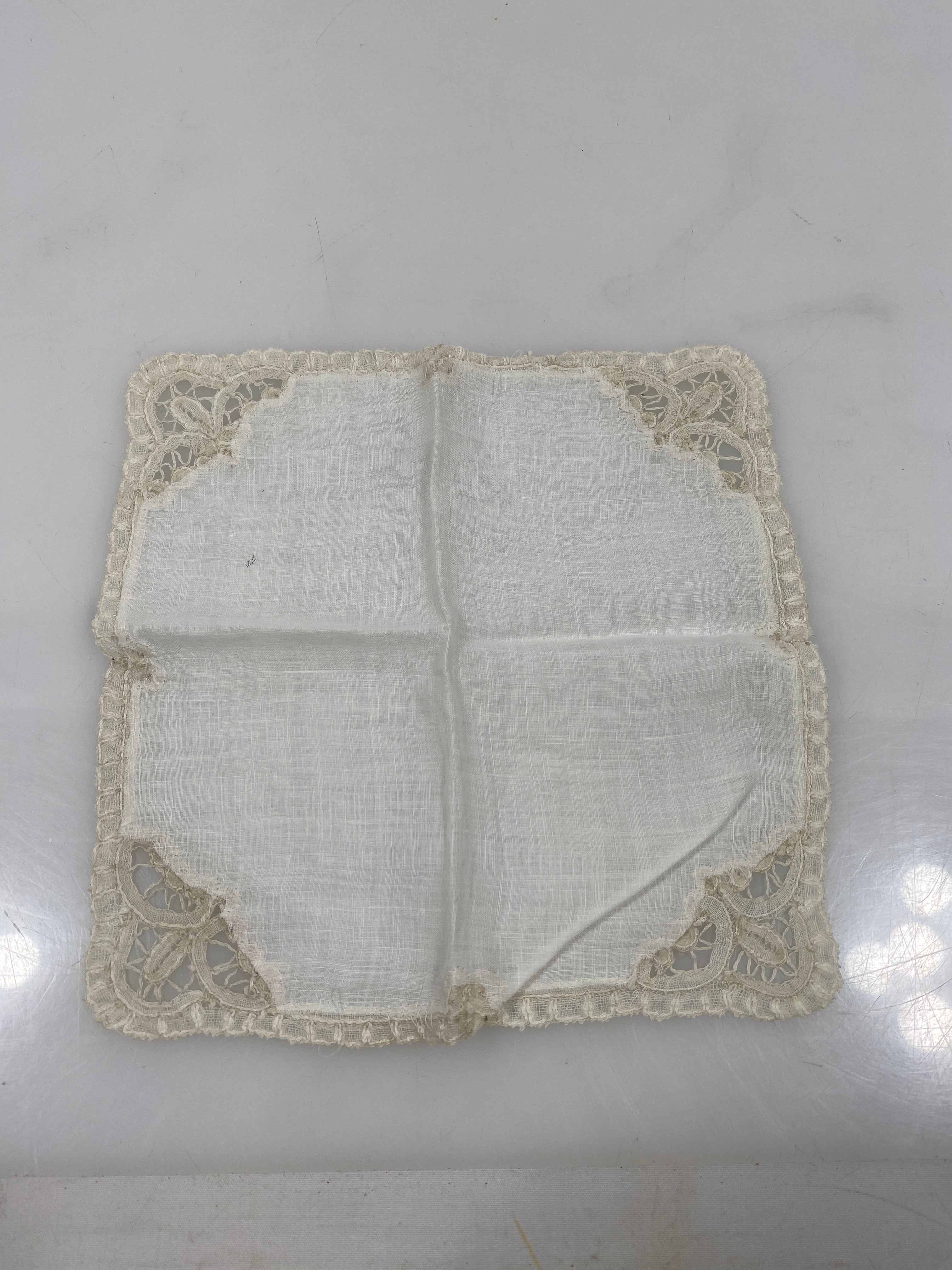 Vintage 1900s White Linen Handkerchief with Intricate Lace Border