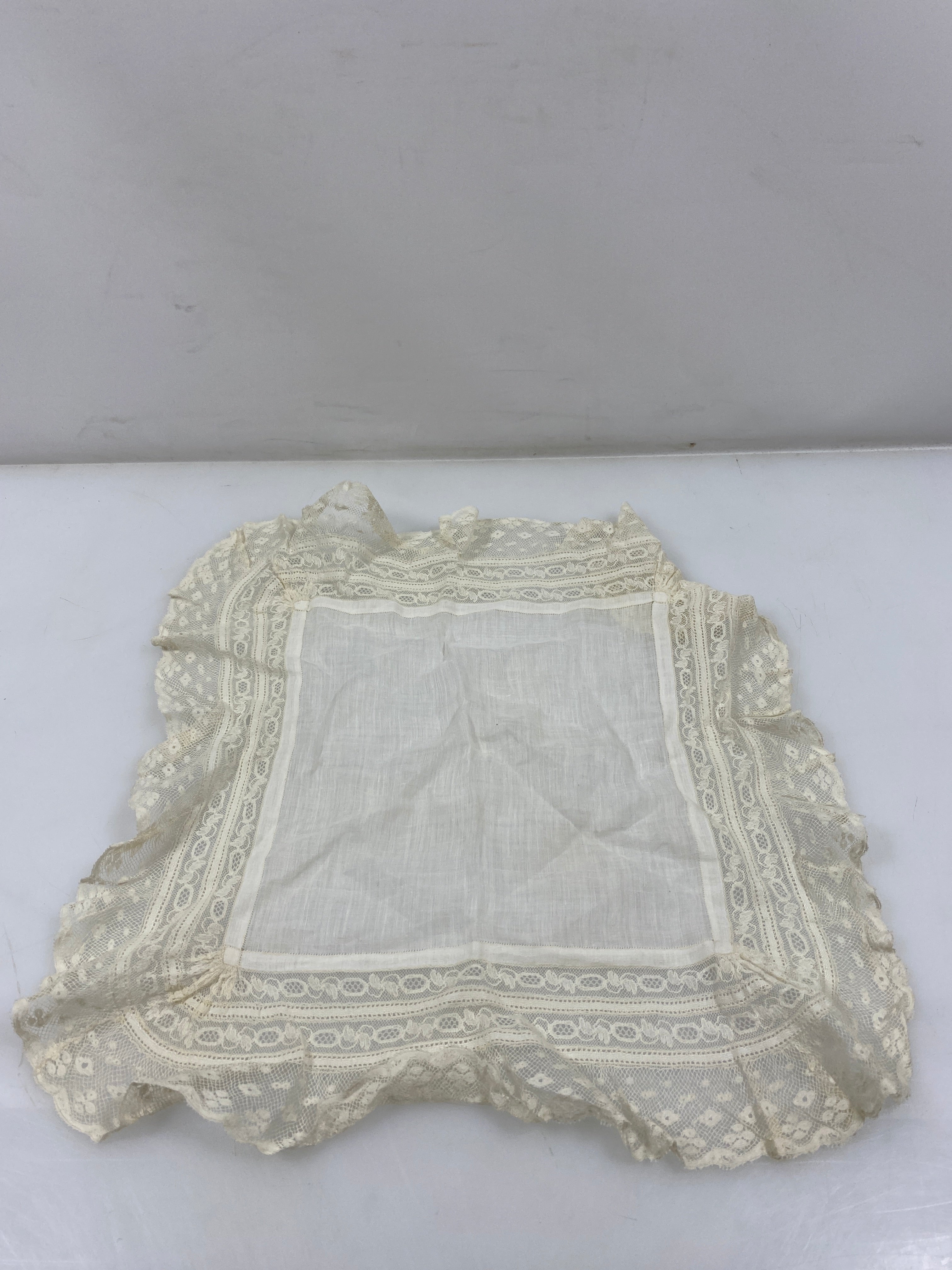 Vintage 1900s White Linen Handkerchief with Lace Edges