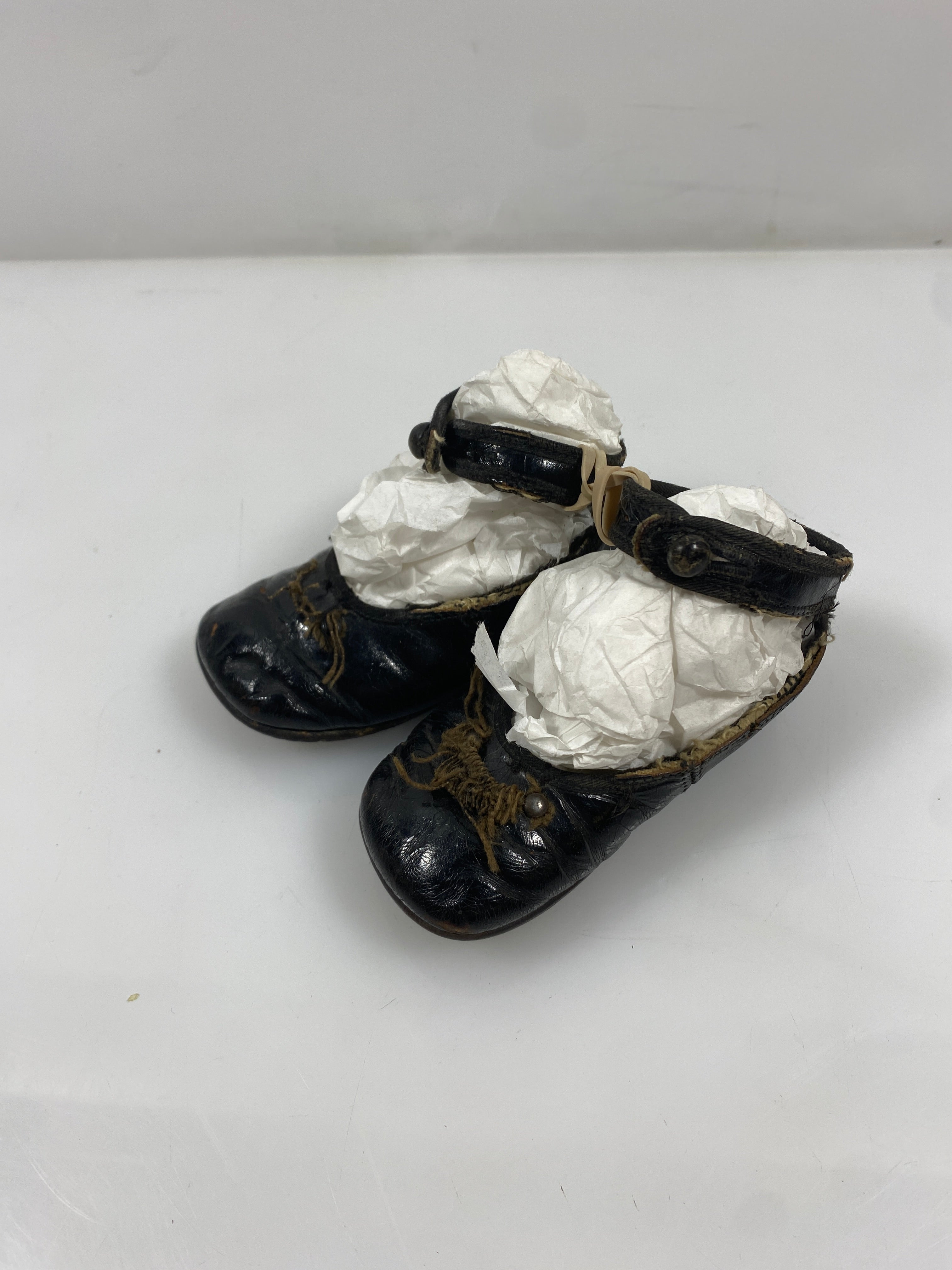 Vintage 1910s Children's Black Leather Mary Janes