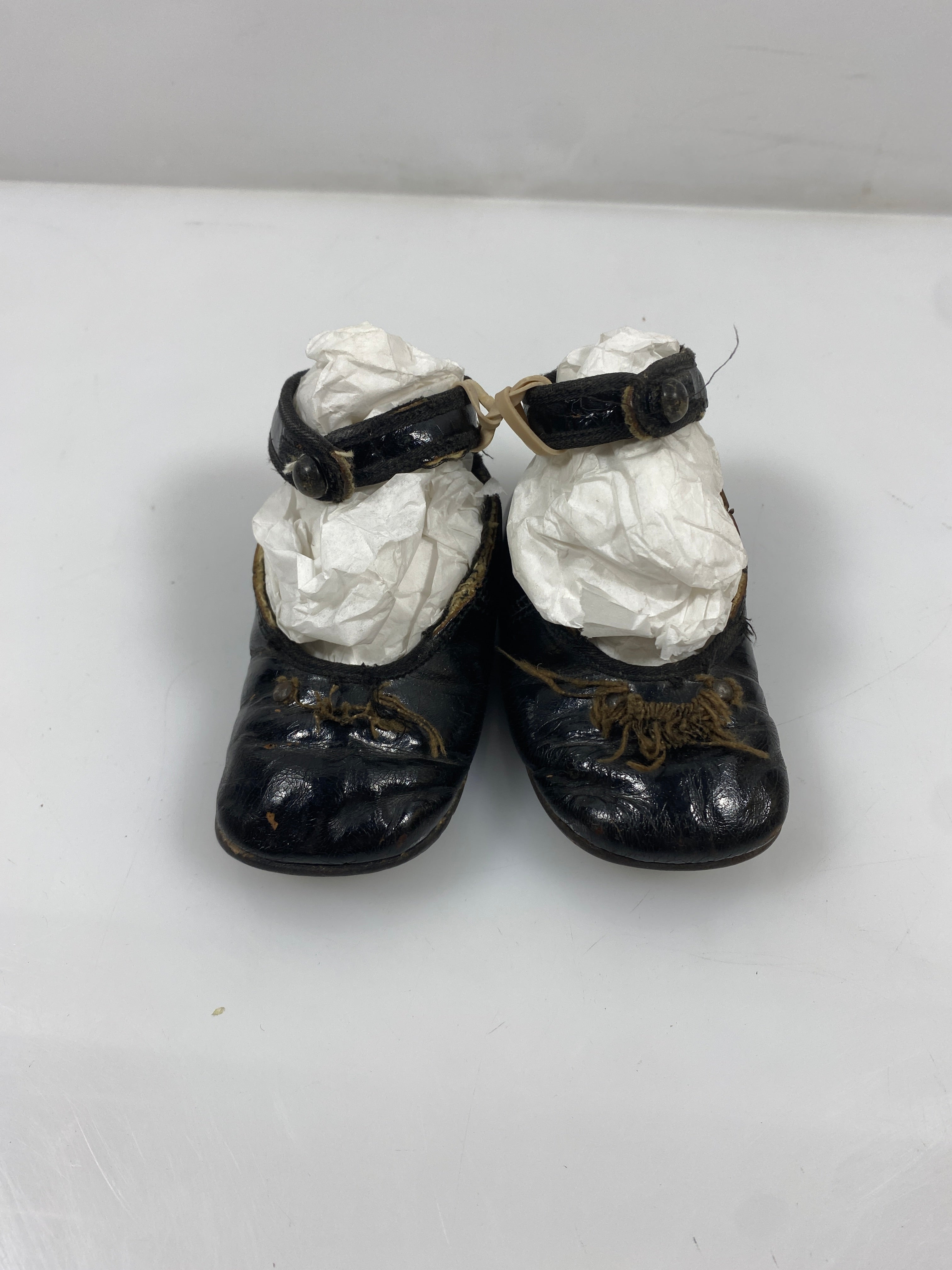 Vintage 1910s Children's Black Leather Mary Janes