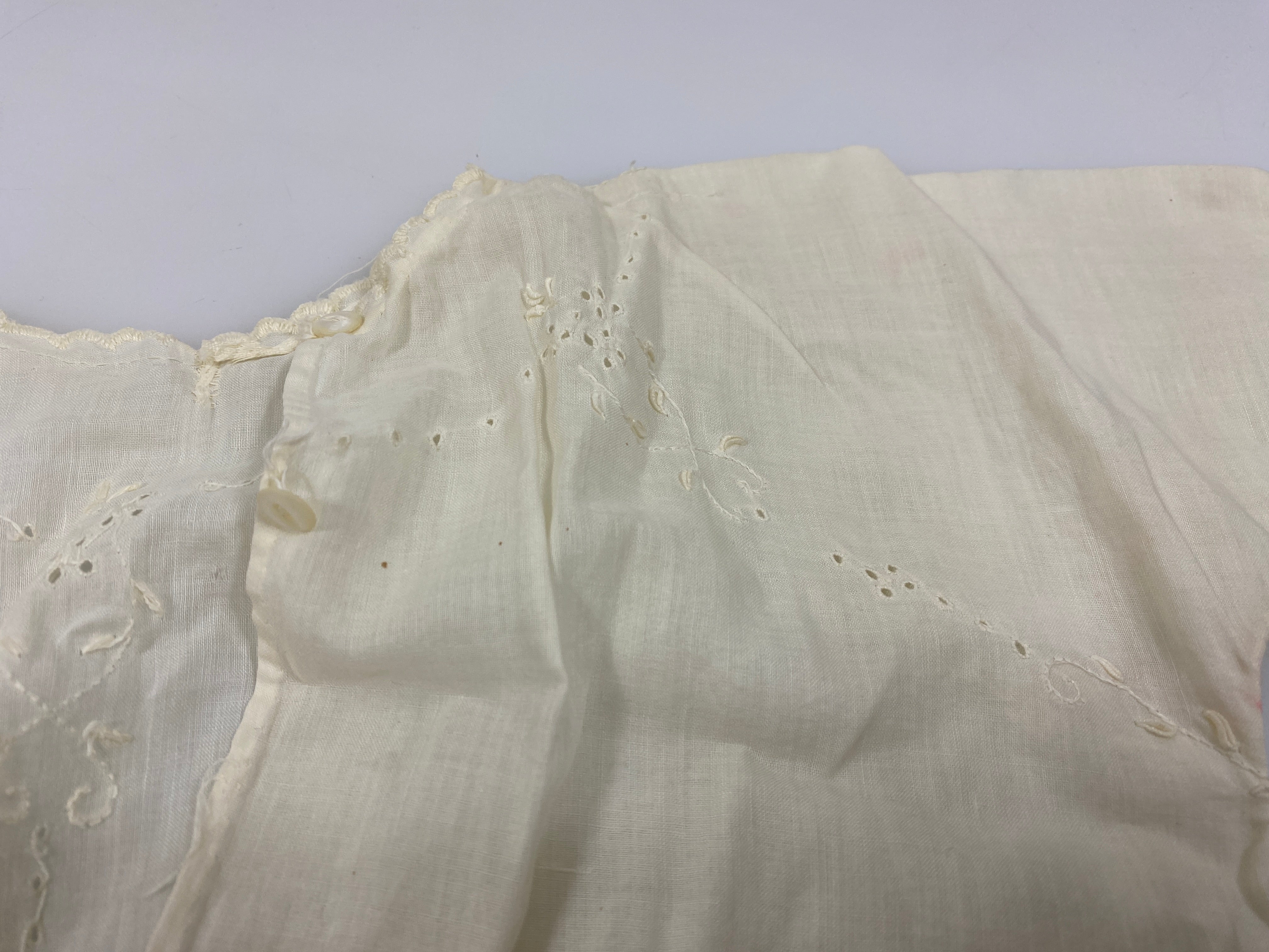 Vintage 1910s White Linen Baby's Dress with Floral Embroidery