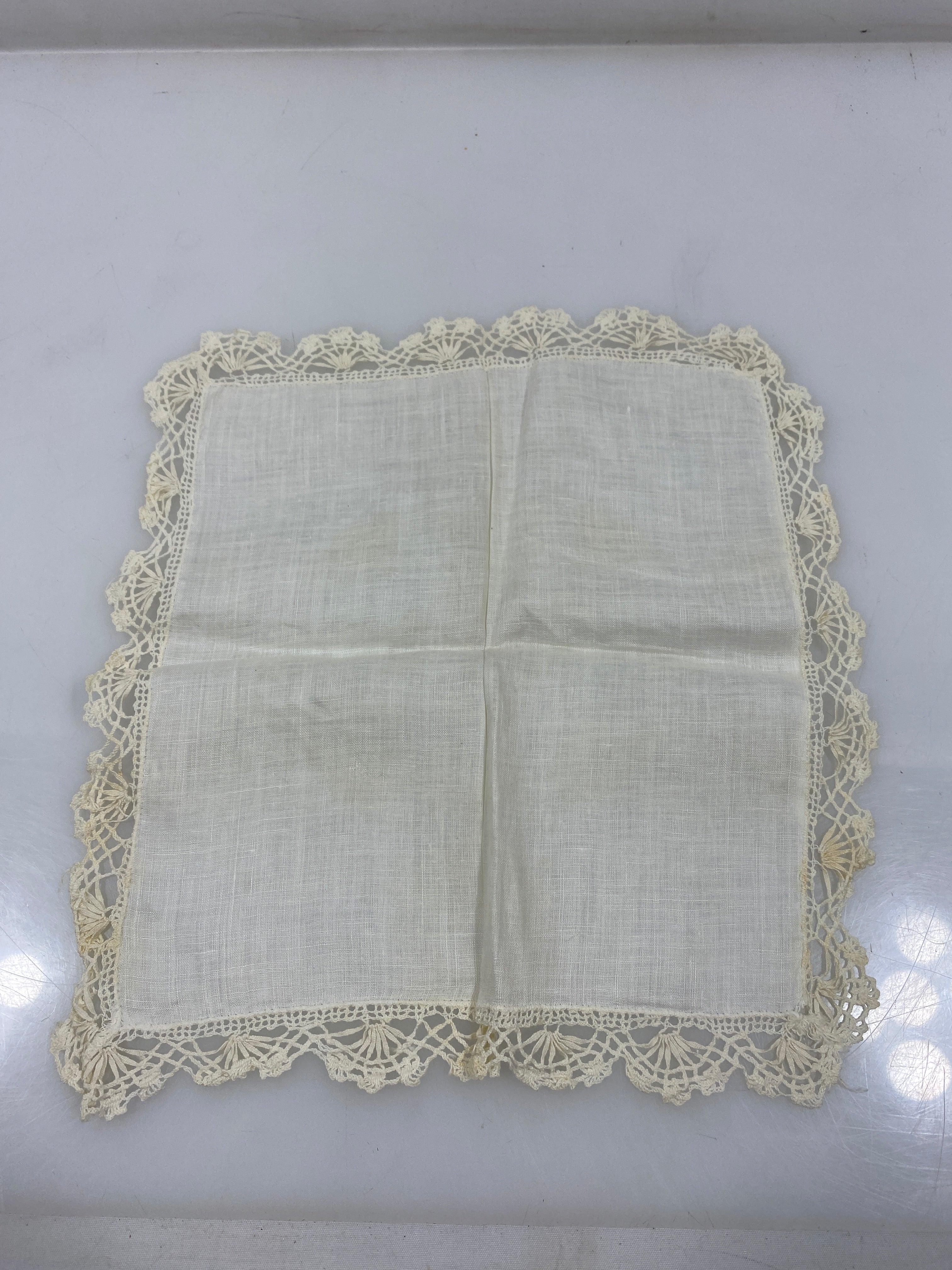 Vintage 1910s White Linen Handkerchief with Crocheted Lace Border