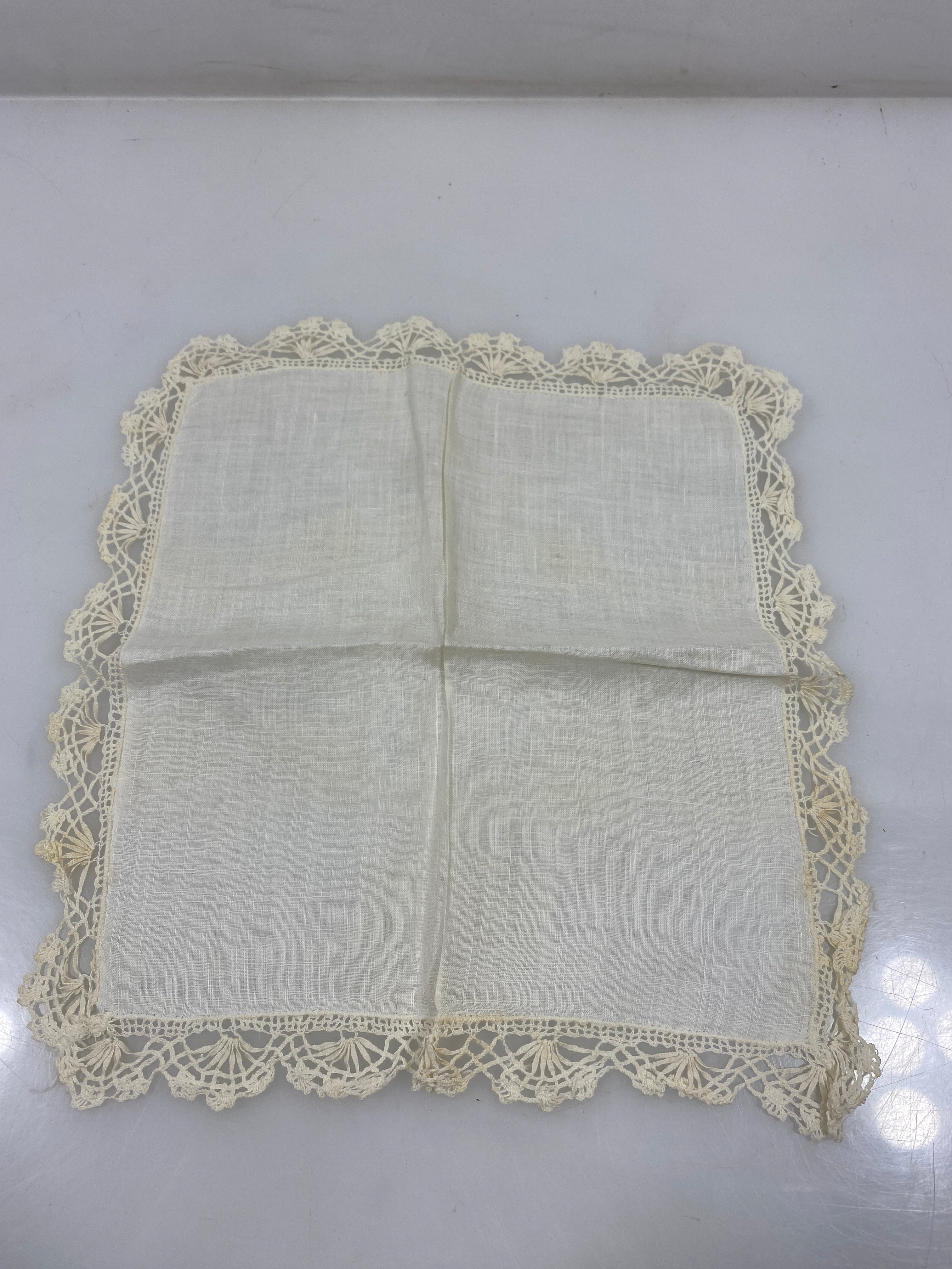 Vintage 1910s White Linen Handkerchief with Crocheted Lace Border