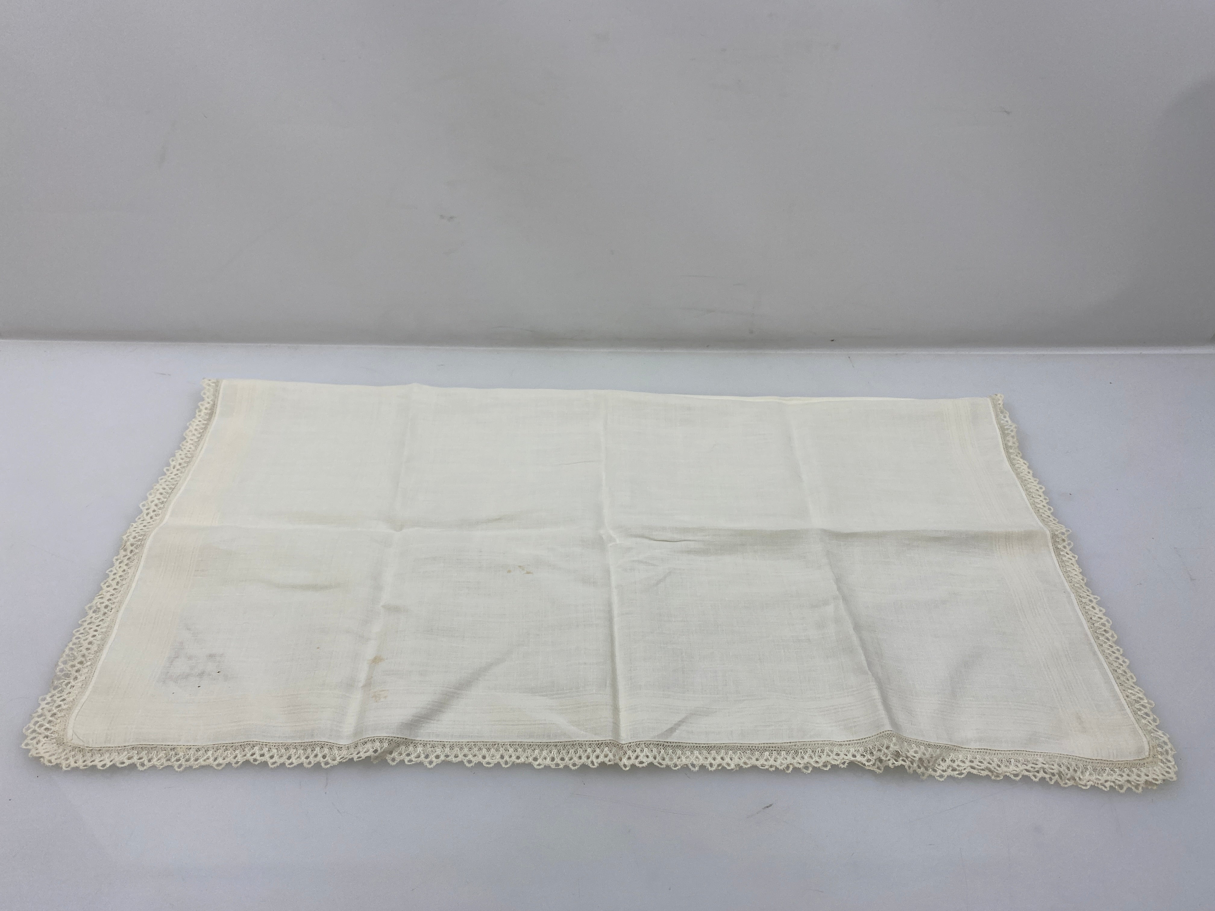 Vintage 1910s White Linen Handkerchief with Eyelet Lace Border