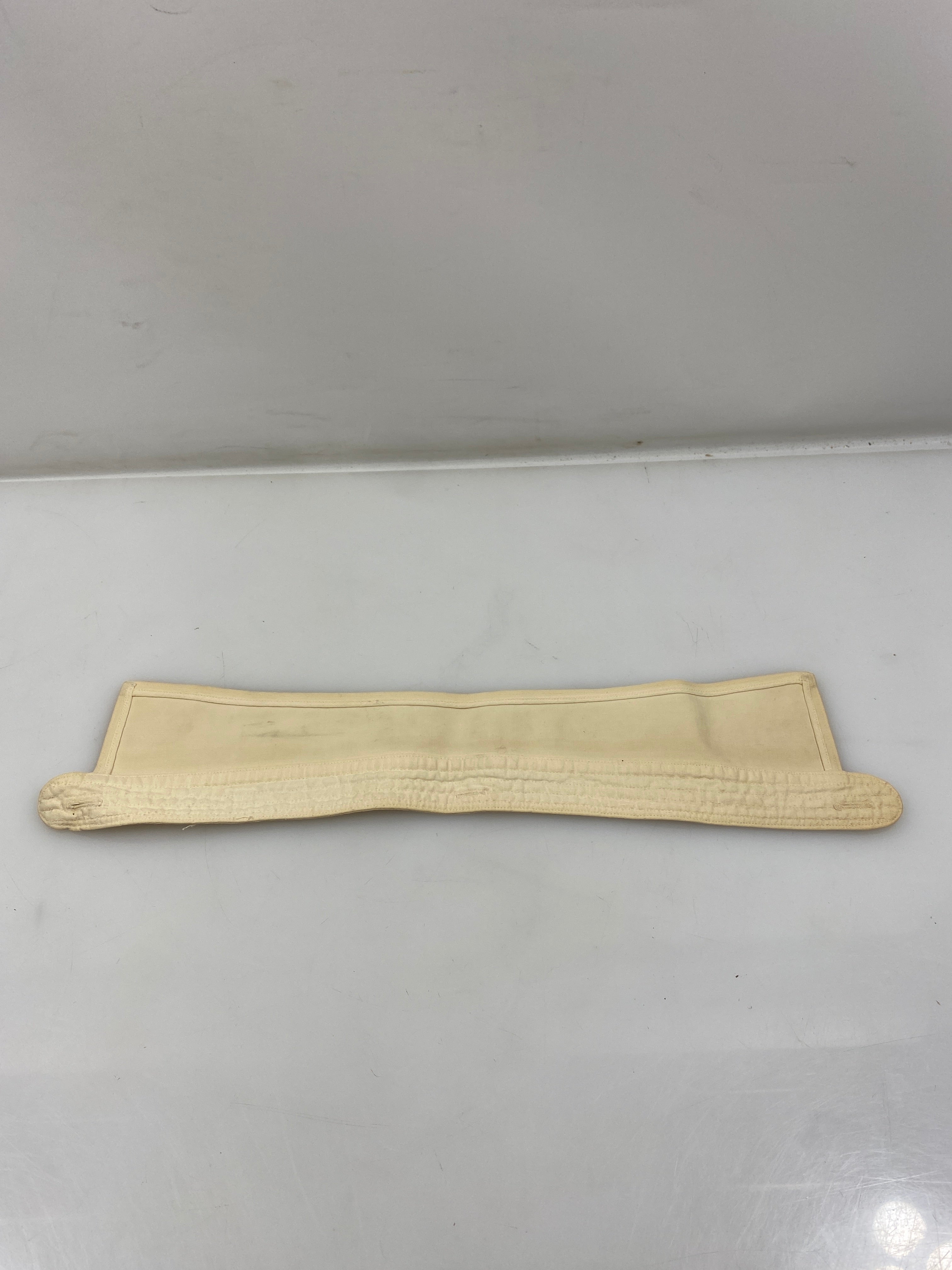 Vintage 1910s White Starched Collars Size 15
