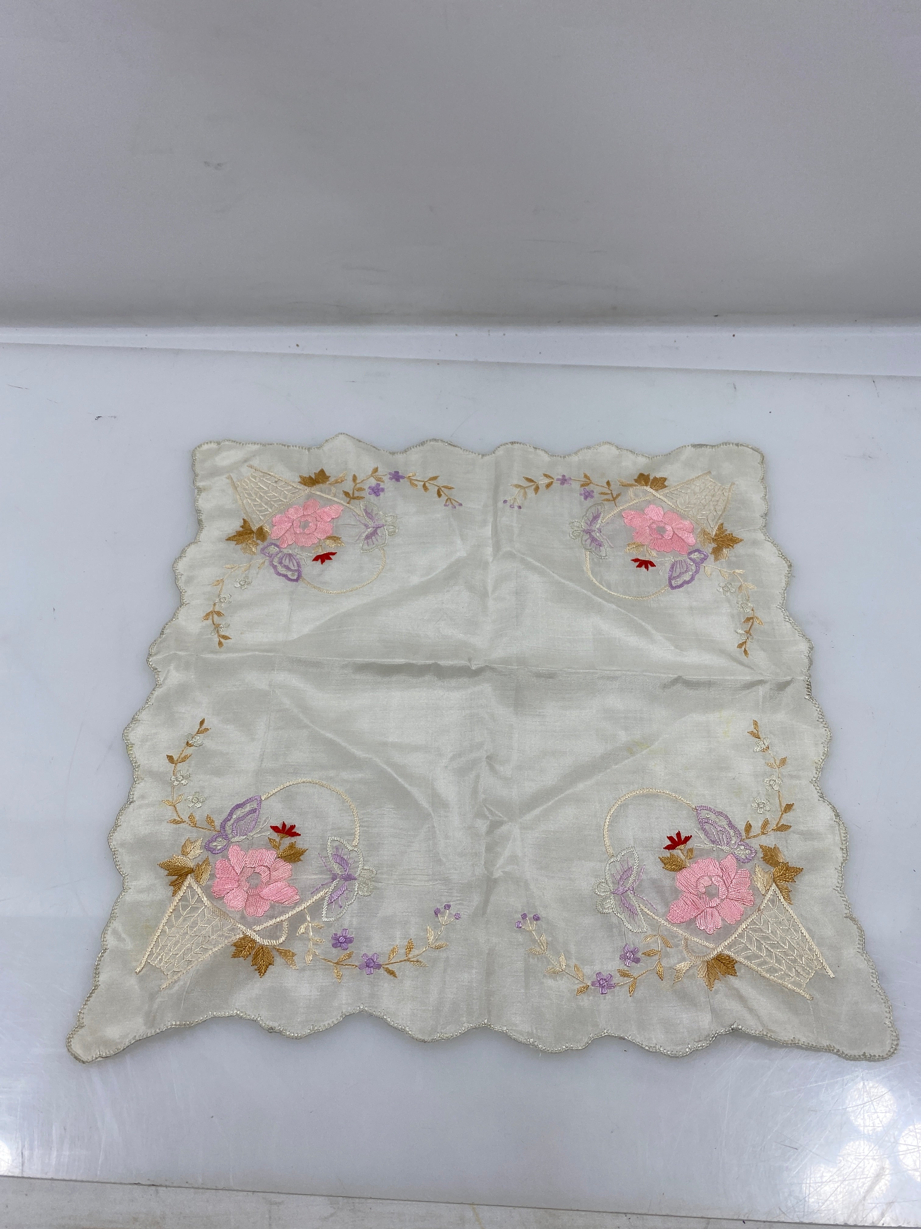 Vintage 1916 Linen Handkerchief with Floral Embroidery